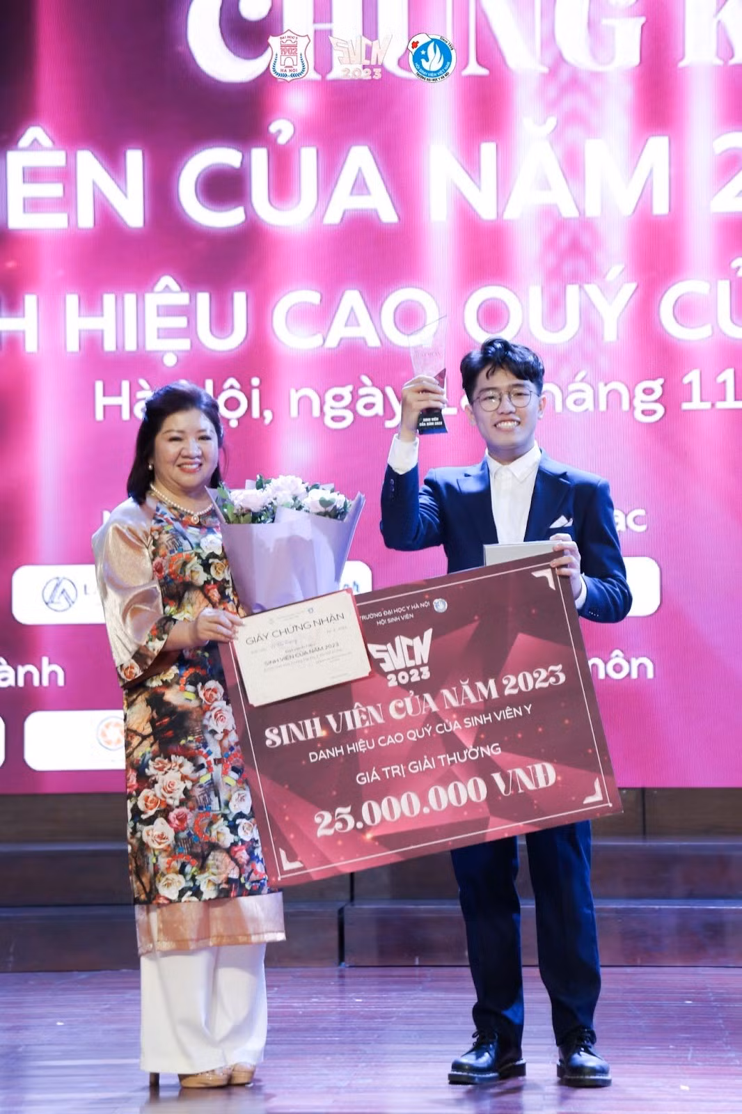 Quán quân “Sinh Viên Của Năm 2023” - thí sinh Lê Chí Quang.