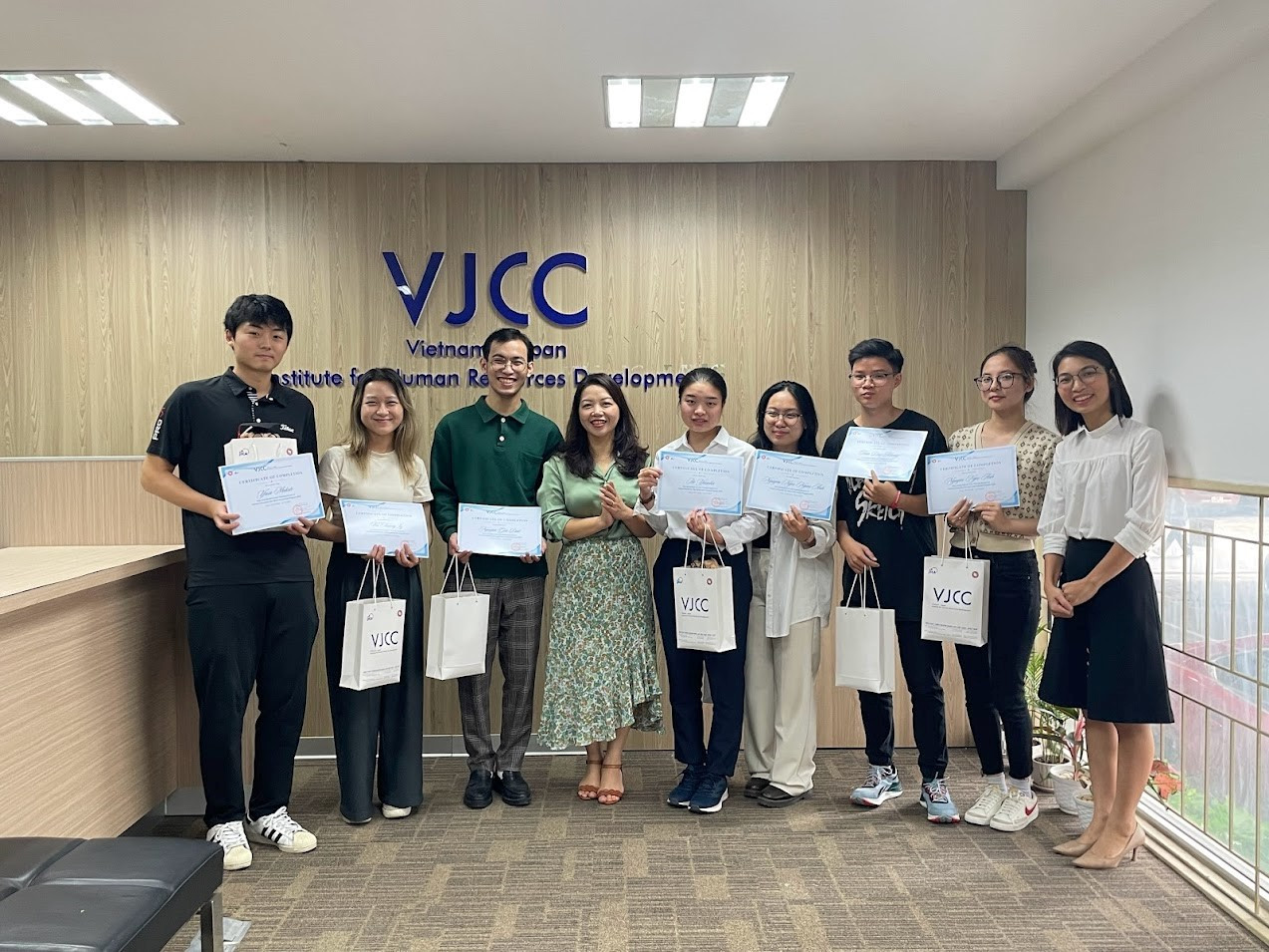 Lễ tổng kết Chương trình thực tập ngắn hạn dành cho sinh viên chương trình Nhà Lãnh Đạo Toàn Cầu (TGL) của Đại học Tohoku tại Việt Nam năm 2023 (ngày16/9/2023).