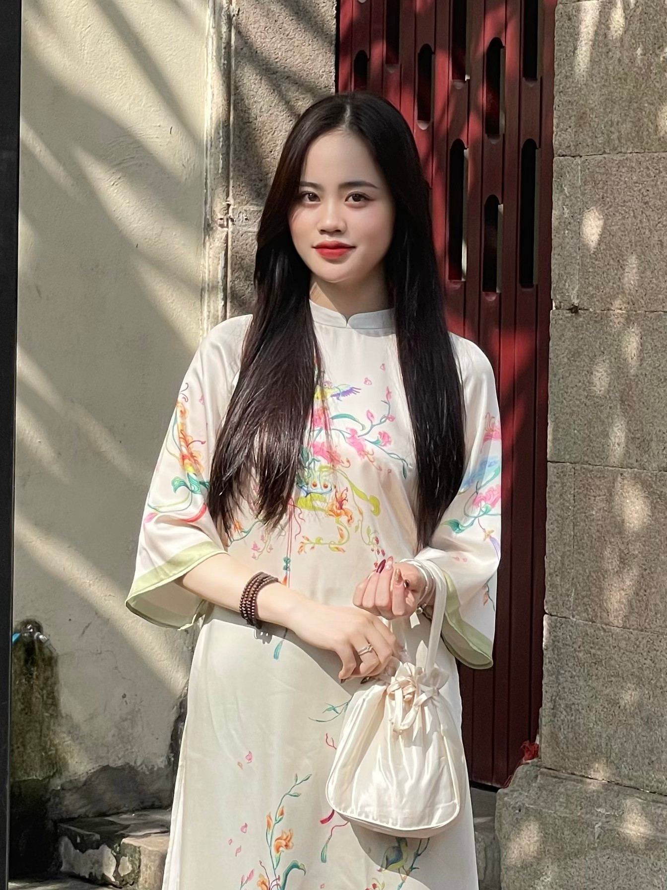 Nguyễn Thị Ngọc Anh - sinh viên Học viện Báo chí và Tuyên truyền. Nguyễn Thị Ngọc Anh - sinh viên Học viện Báo chí và Tuyên truyền.