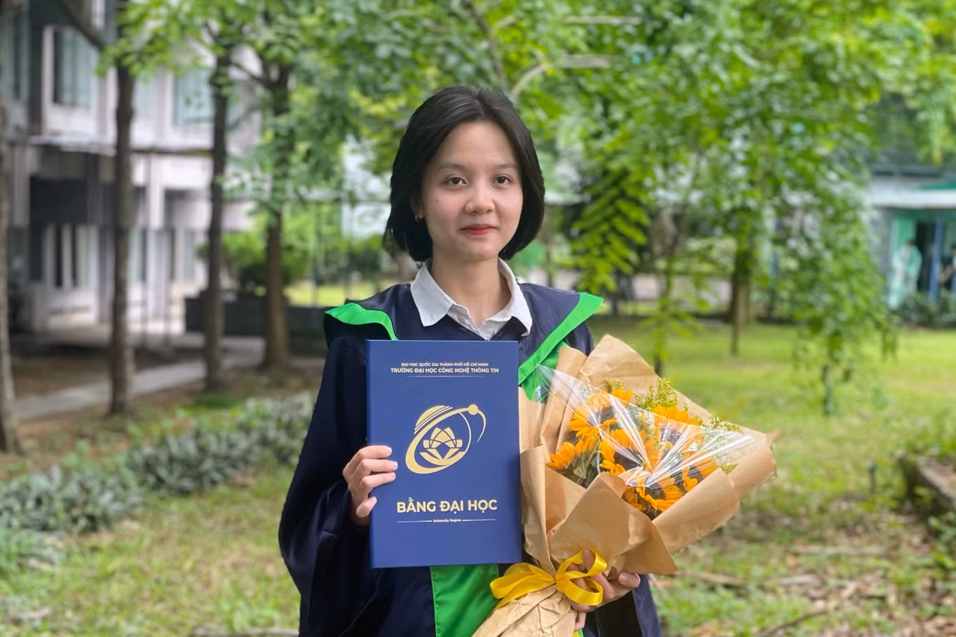 Tân cử nhân Khoa học máy tính Nguyễn Thị Minh Phương.