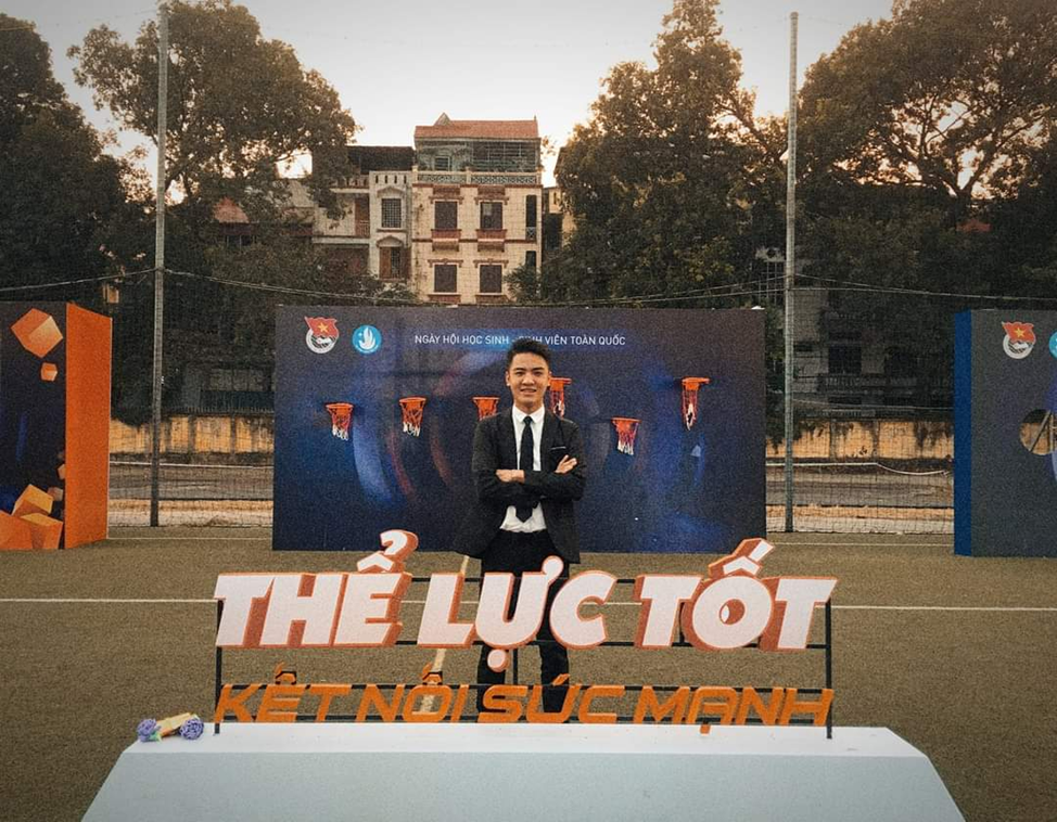 Lít chia sẻ: “Với 5 tiêu chí trong ngày Hội Sinh viên Việt Nam, bản thân mình ấn tượng với tiêu chí thể lực tốt. Bởi lẽ, bản thân tham gia rất nhiều chương trình tình nguyện thì đây là yếu tố cần nhiều nhất với mình.”