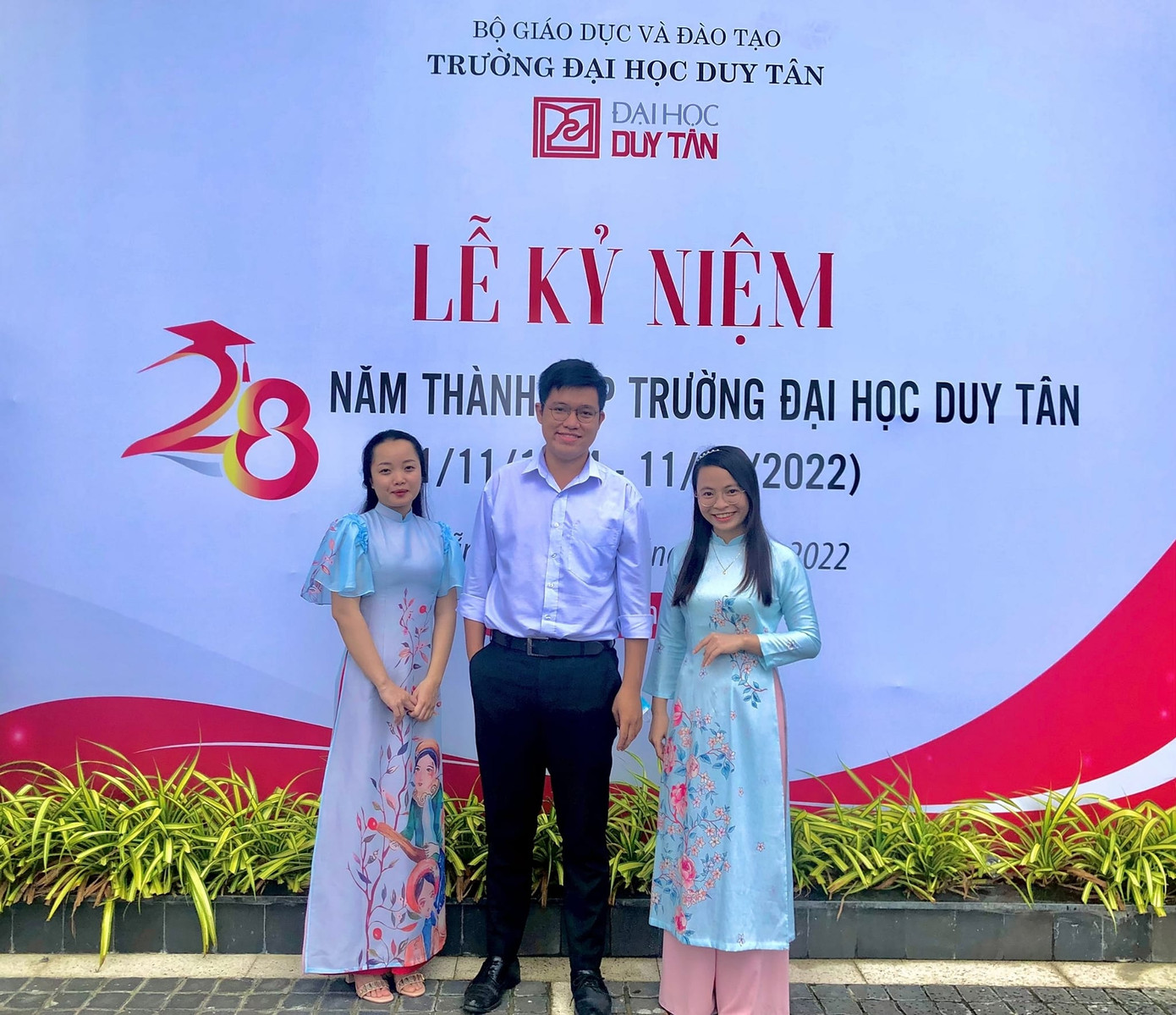 Nguyễn Thành Long đang là trợ giảng tại Khoa Luật, trường Đại học Duy Tân.