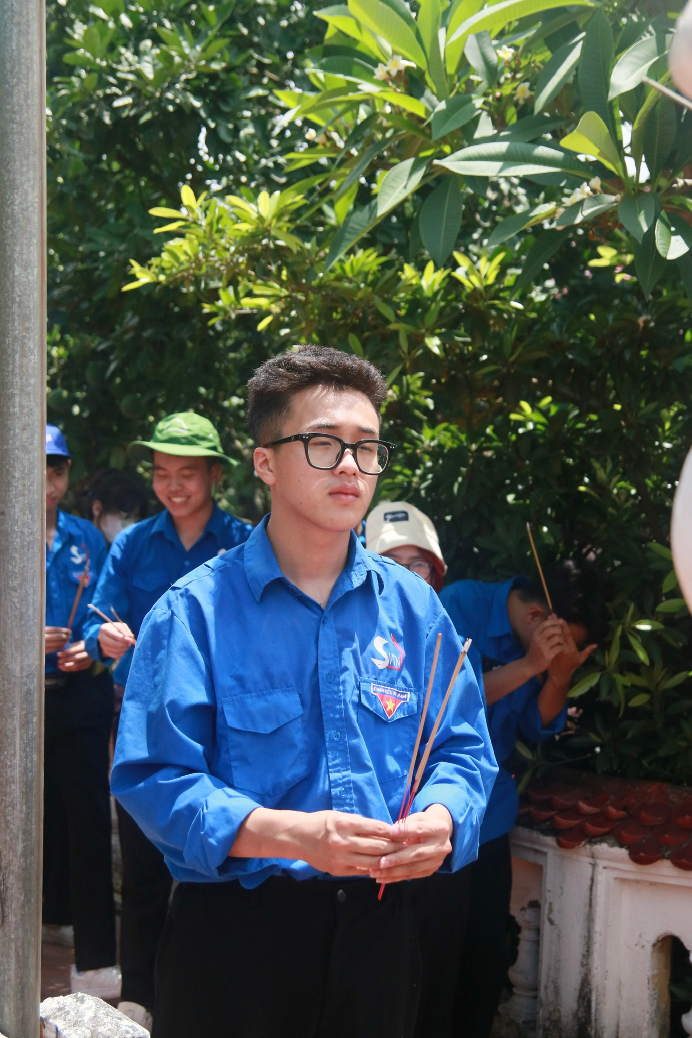 Tiến Xuân đang đảm nhiệm cương vị Chủ nhiệm Câu lạc bộ Sinh viên tình nguyện Tiến Xuân đang đảm nhiệm cương vị Chủ nhiệm Câu lạc bộ Sinh viên tình nguyện