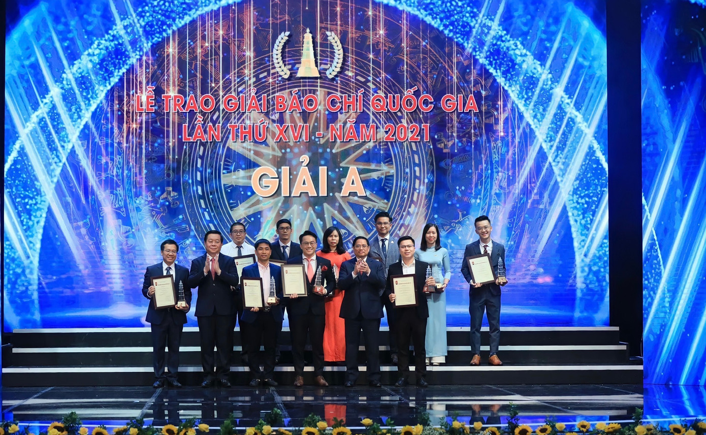 Chương trình đối thoại “Nơi kết thúc là nơi bắt đầu” nói về giai đoạn cao điểm phòng chống dịch Covid-19 đạt giải A Báo chí Quốc gia 2021.