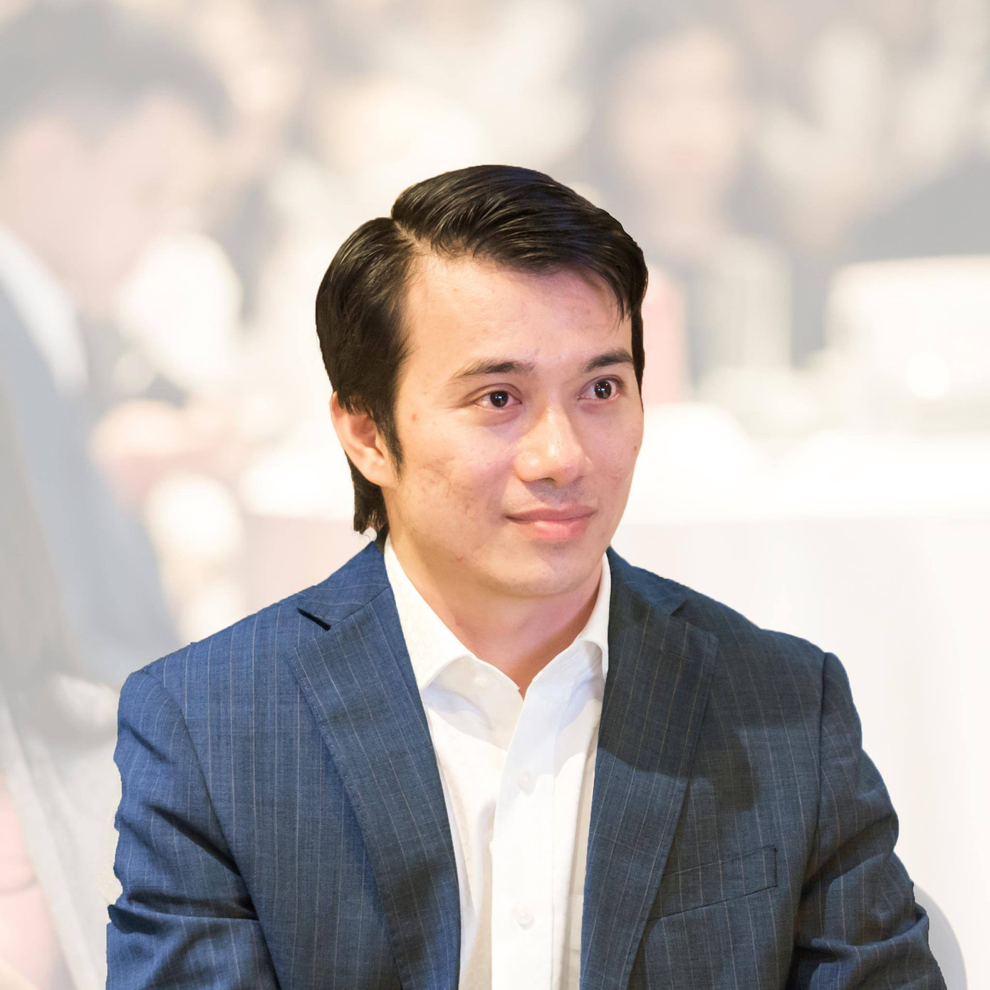 Anh Nguyễn Tiến Dũng (Tony Dzung) - Nhà sáng lập Langmaster - được Ban Bí thư Trung ương Đoàn TNCS Hồ Chí Minh trao Kỷ niệm chương Vì thế hệ trẻ do những chương trình phối hợp hiệu quả cùng báo Sinh Viên Việt Nam trong nhiều năm.