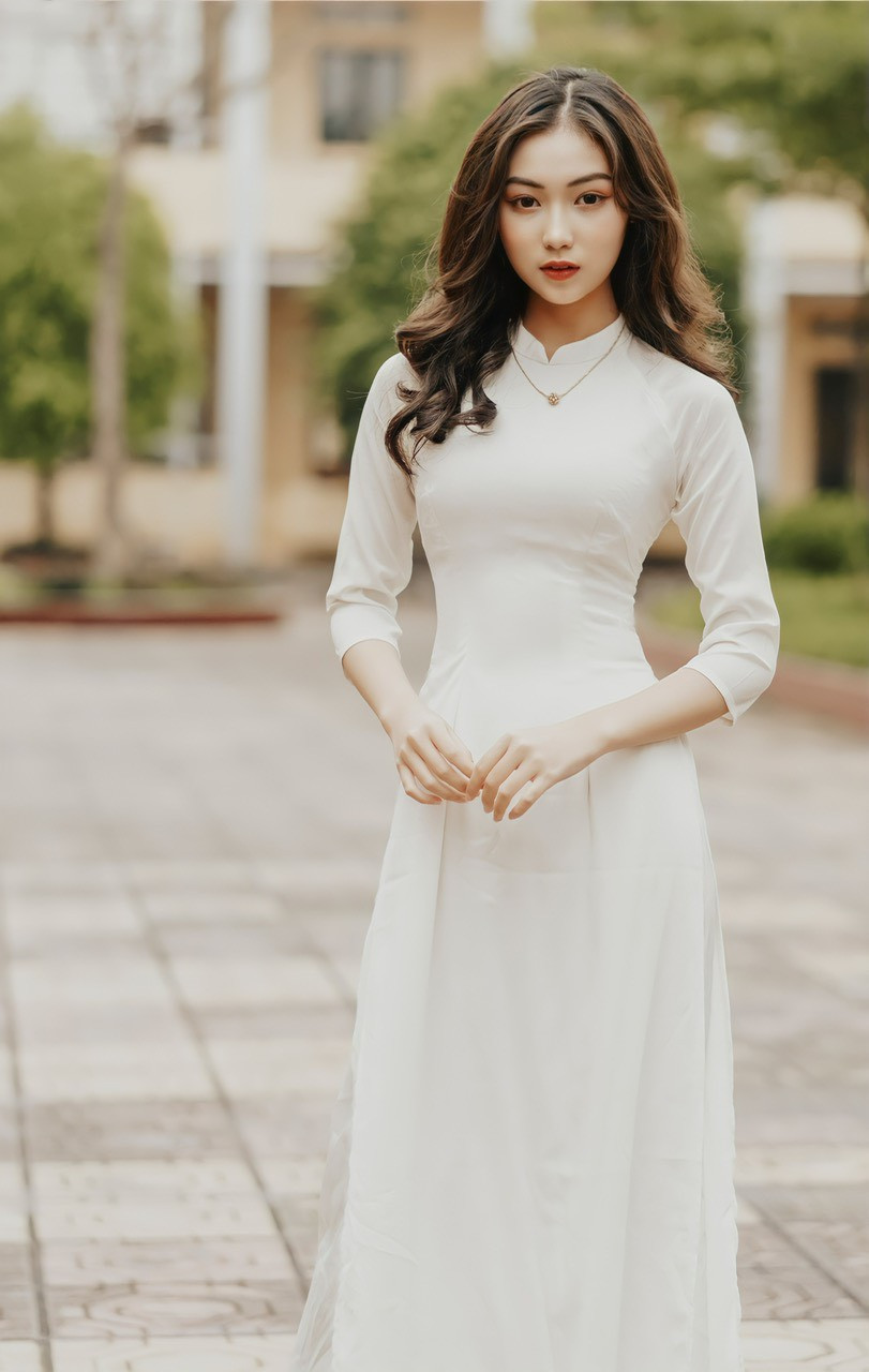 Khánh Quỳnh hoạt động dưới vai trò là một cộng tác viên năng nổ của Liên chi Đoàn Thuế - Hải quan. Khánh Quỳnh hoạt động dưới vai trò là một cộng tác viên năng nổ của Liên chi Đoàn Thuế - Hải quan.