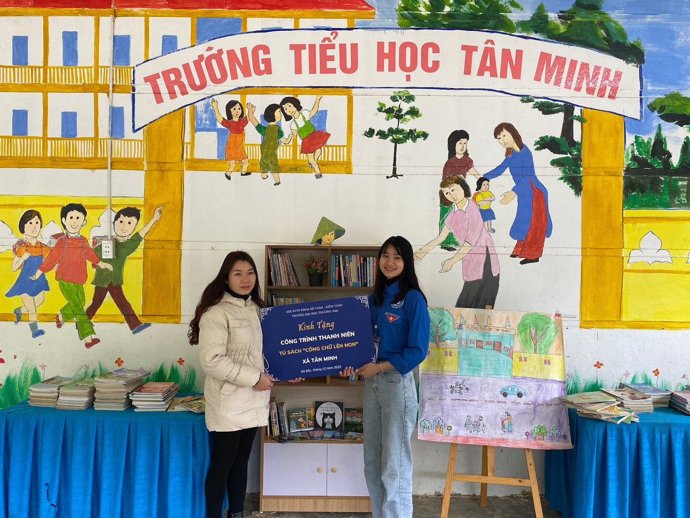 Các Liên chi Đoàn, các CLB trực thuộc các Khoa, Viện trong Trường đã đóng góp các công trình thanh niên tại các địa phương như: Hòa Bình, Đà Bắc, Hà Giang,...