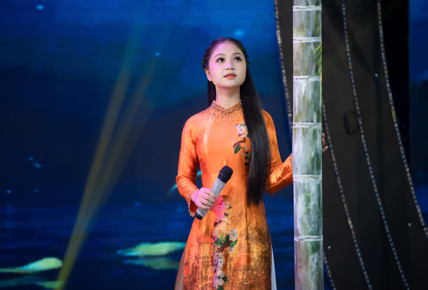 Hoài Phương sinh viên năm 2, Học Viện âm nhạc Huế.