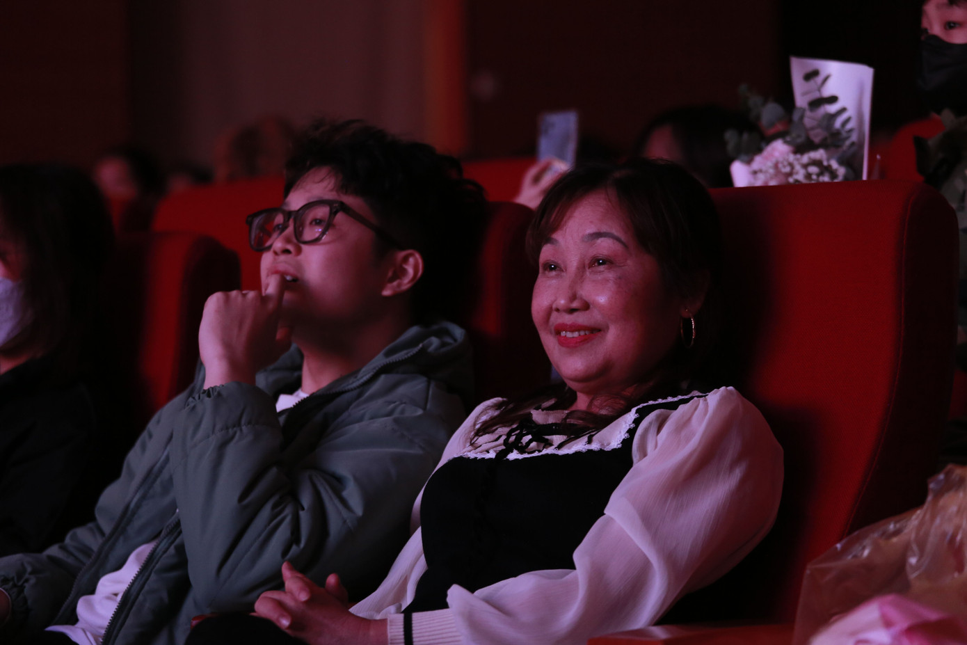 Gia đình Ngọc Mai luôn ở bên cổ vũ cô con gái nhỏ.