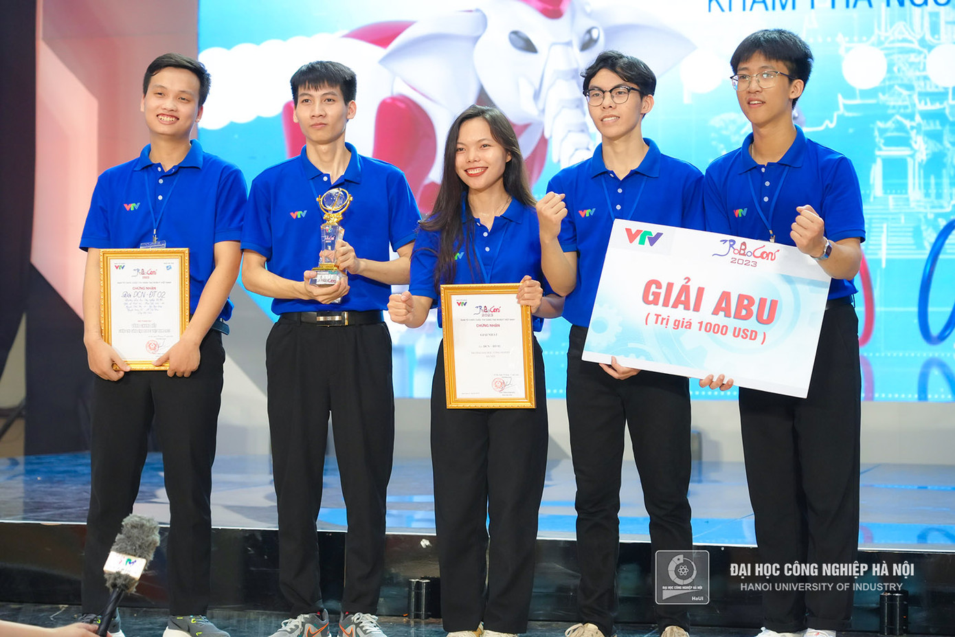 Giấc mơ Robocon đã thành hiện thực khi Hiền và đồng đội đã xuất sắc giành được giải Nhất của cuộc thi Sáng tạo Robocon Việt Nam năm 2023.