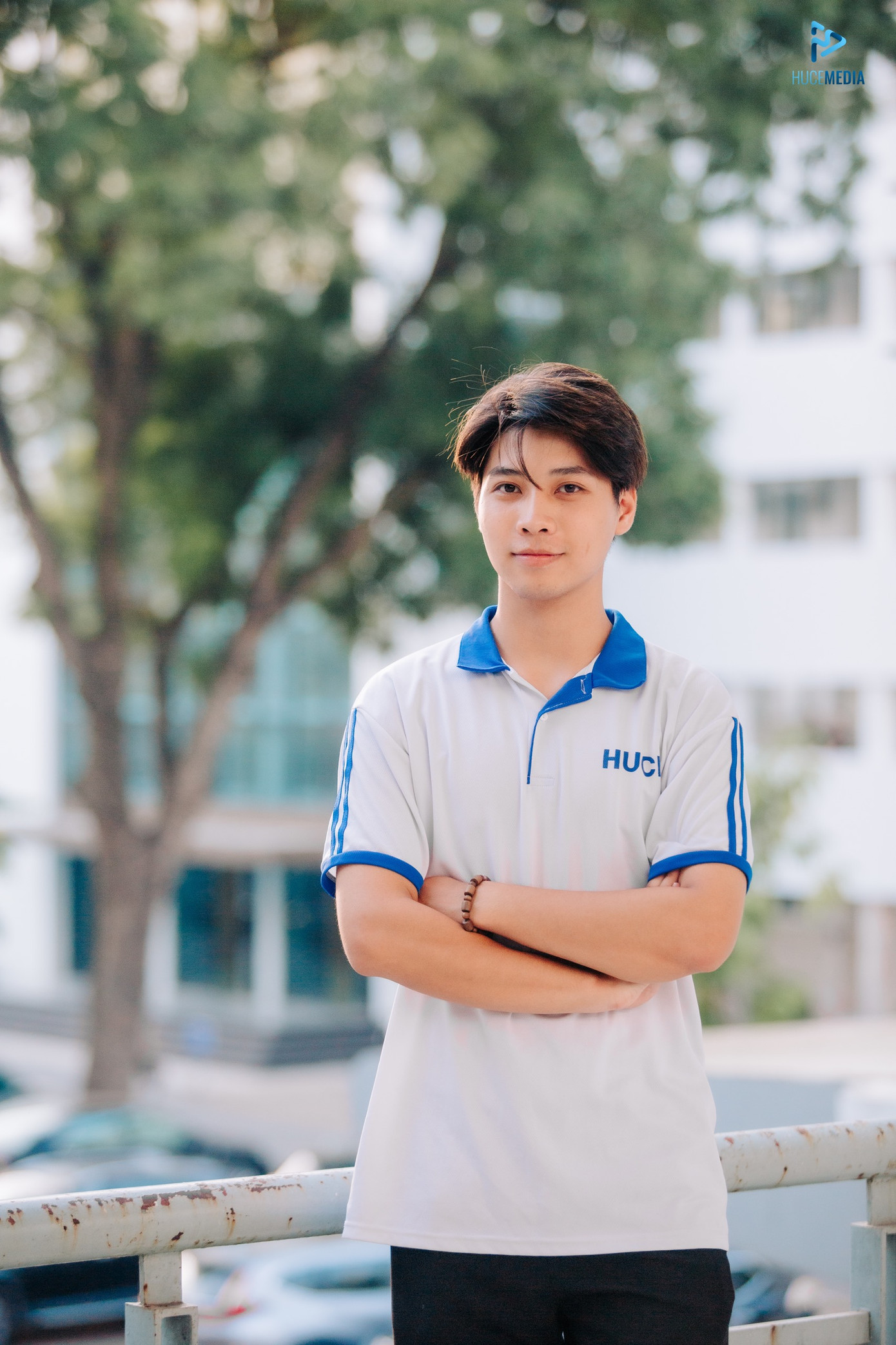 Trường Tiến là quản lý phụ trách CLB Bóng rổ của Trường.