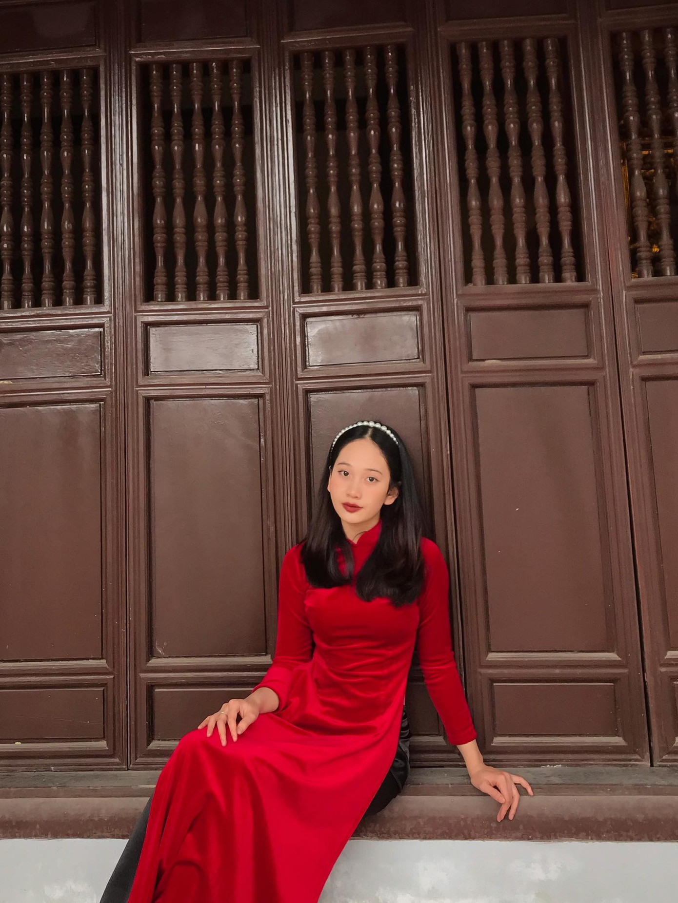 Tú Anh (22 tuổi), ngoài việc là nhân viên văn phòng còn làm thêm công việc dạy nhảy.