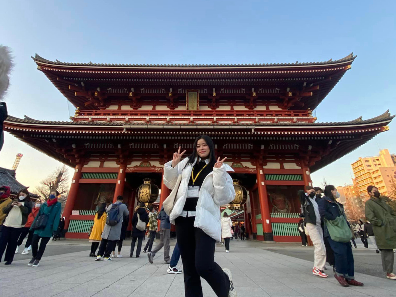 Trà My tại chùa Sensoji - ngôi chùa cổ nhất tại Tokyo.