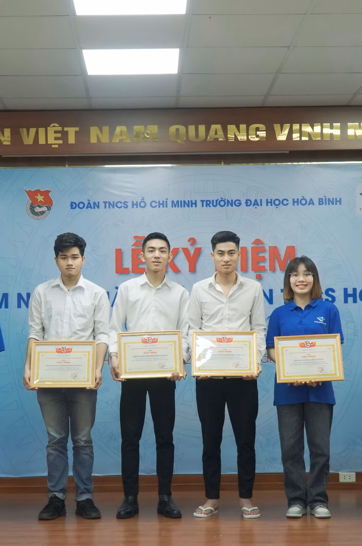 Chủ nhiệm CLB Tình nguyện Trường Đại học Hòa Bình đạt được nhiều thành tích trong học tập và rèn luyện.