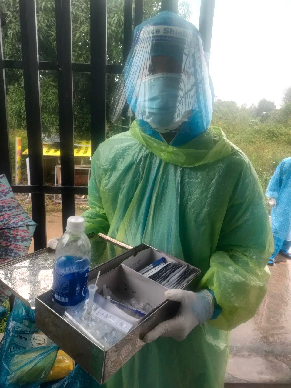 Tham gia hỗ trợ các công tác phòng chống dịch Covid-19 tại địa phương.