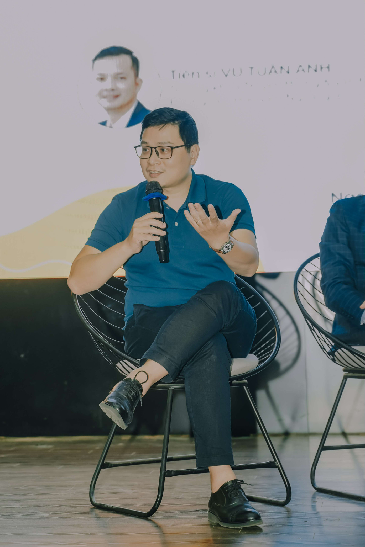 Ths. Vũ Anh Đức cho rằng mỗi cá nhân nên cố hết mức khi thử sức ở các vai trò khác nhau, như vậy mới tìm ra USP thực sự.