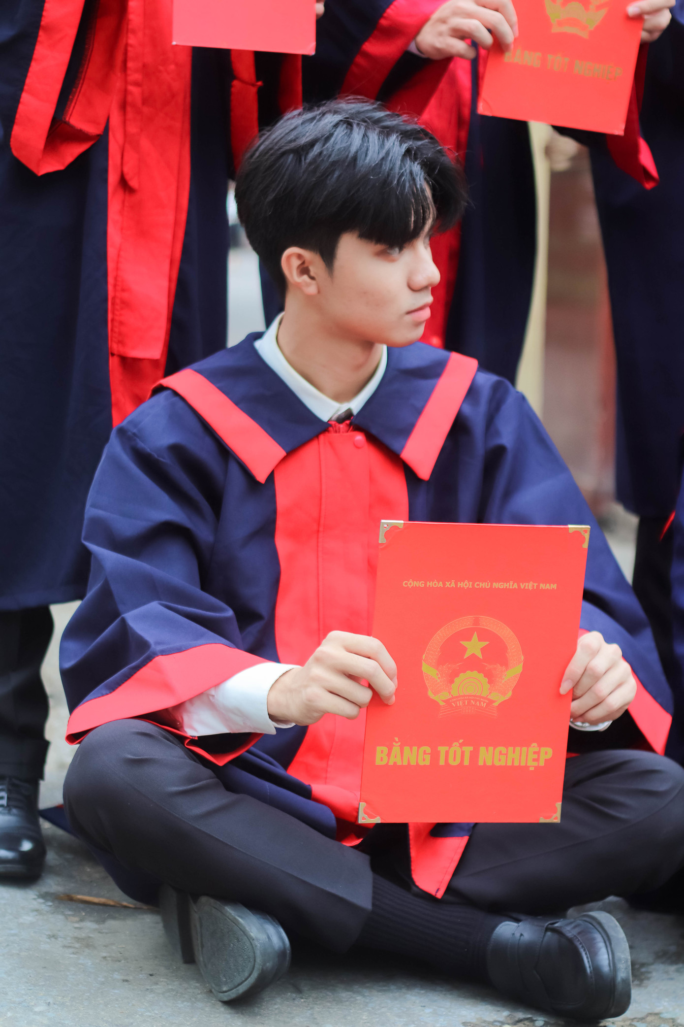 Nam sinh được truyền cảm hứng khi nhiều anh chị của trường đã tham gia các cuộc thi và đạt nhiều giải thưởng tin học trong nước và quốc tế ở nhiều hạng mục. Nam sinh được truyền cảm hứng khi nhiều anh chị của trường đã tham gia các cuộc thi và đạt nhiều giải thưởng tin học trong nước và quốc tế ở nhiều hạng mục.