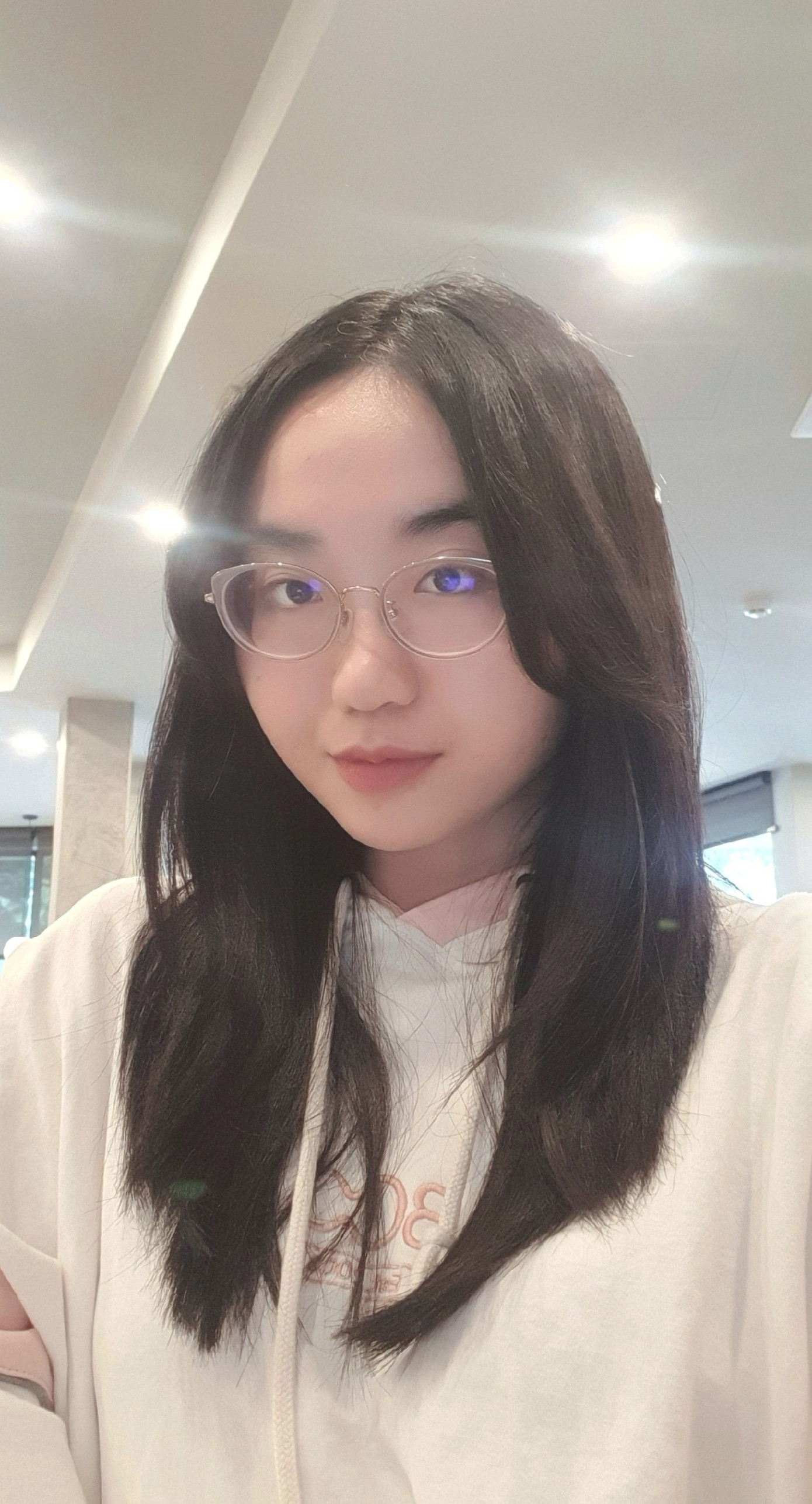 Minh Nhã thấy bản thân phù hợp với việc tự học hỏi, nghiên cứu và rất yêu thích môi trường giáo dục quốc tế. Minh Nhã thấy bản thân phù hợp với việc tự học hỏi, nghiên cứu và rất yêu thích môi trường giáo dục quốc tế.