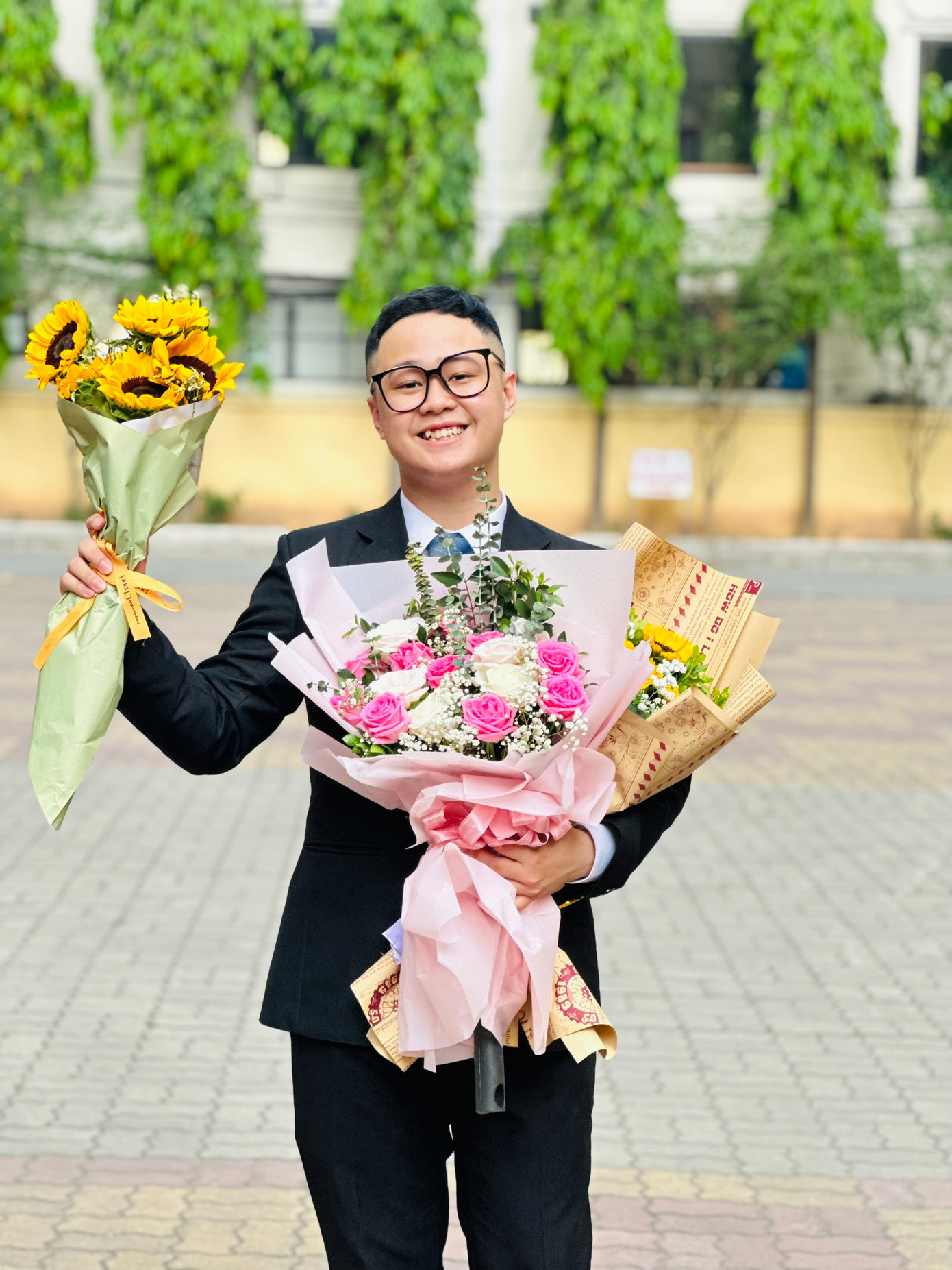 Ngọc Tân là một sinh viên xuất sắc với kết quả học tập GPA 3.62 cùng rất nhiều giải thưởng khác trong hoạt động nghiên cứu khoa học và lĩnh vực dẫn chương trình. Ngọc Tân là một sinh viên xuất sắc với kết quả học tập GPA 3.62 cùng rất nhiều giải thưởng khác trong hoạt động nghiên cứu khoa học và lĩnh vực dẫn chương trình.