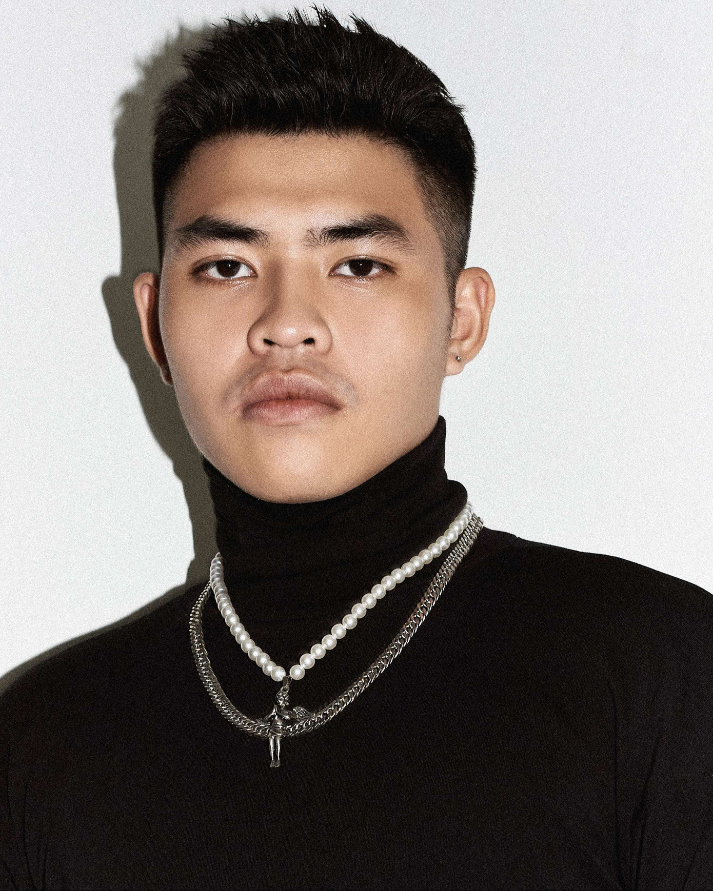 Bản hit “ Khi cơn mơ dần phai” nhanh chóng dẫn đầu các bảng xếp hạng âm nhạc. Bản hit “ Khi cơn mơ dần phai” nhanh chóng dẫn đầu các bảng xếp hạng âm nhạc.