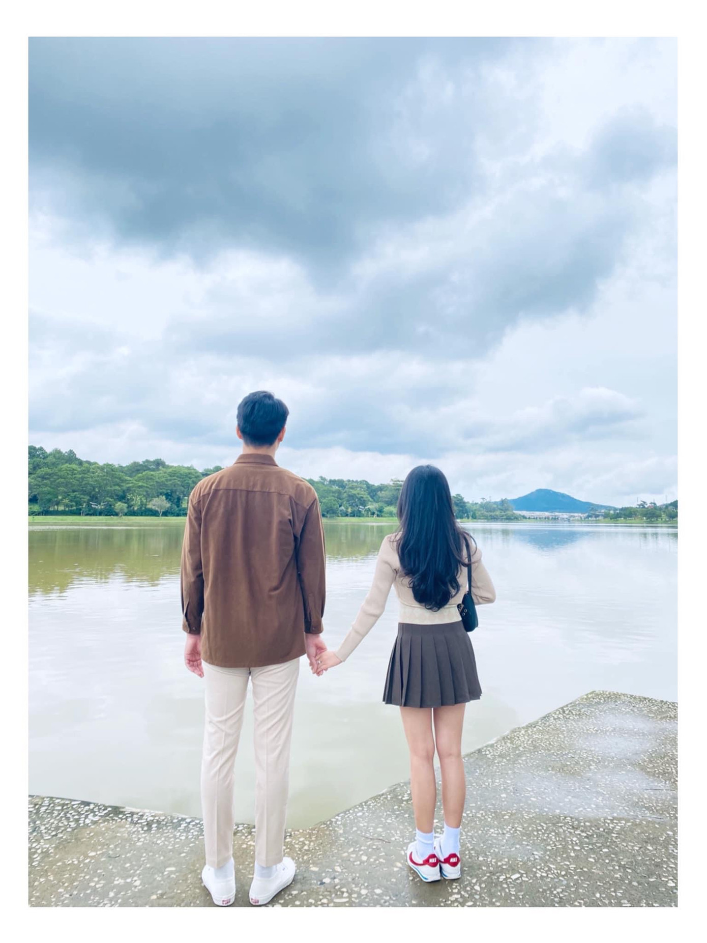 Lê Rin và Phương Thảo luôn dành thời gian cho những chuyến đi chơi xa cùng nhau. Lê Rin và Phương Thảo luôn dành thời gian cho những chuyến đi chơi xa cùng nhau.