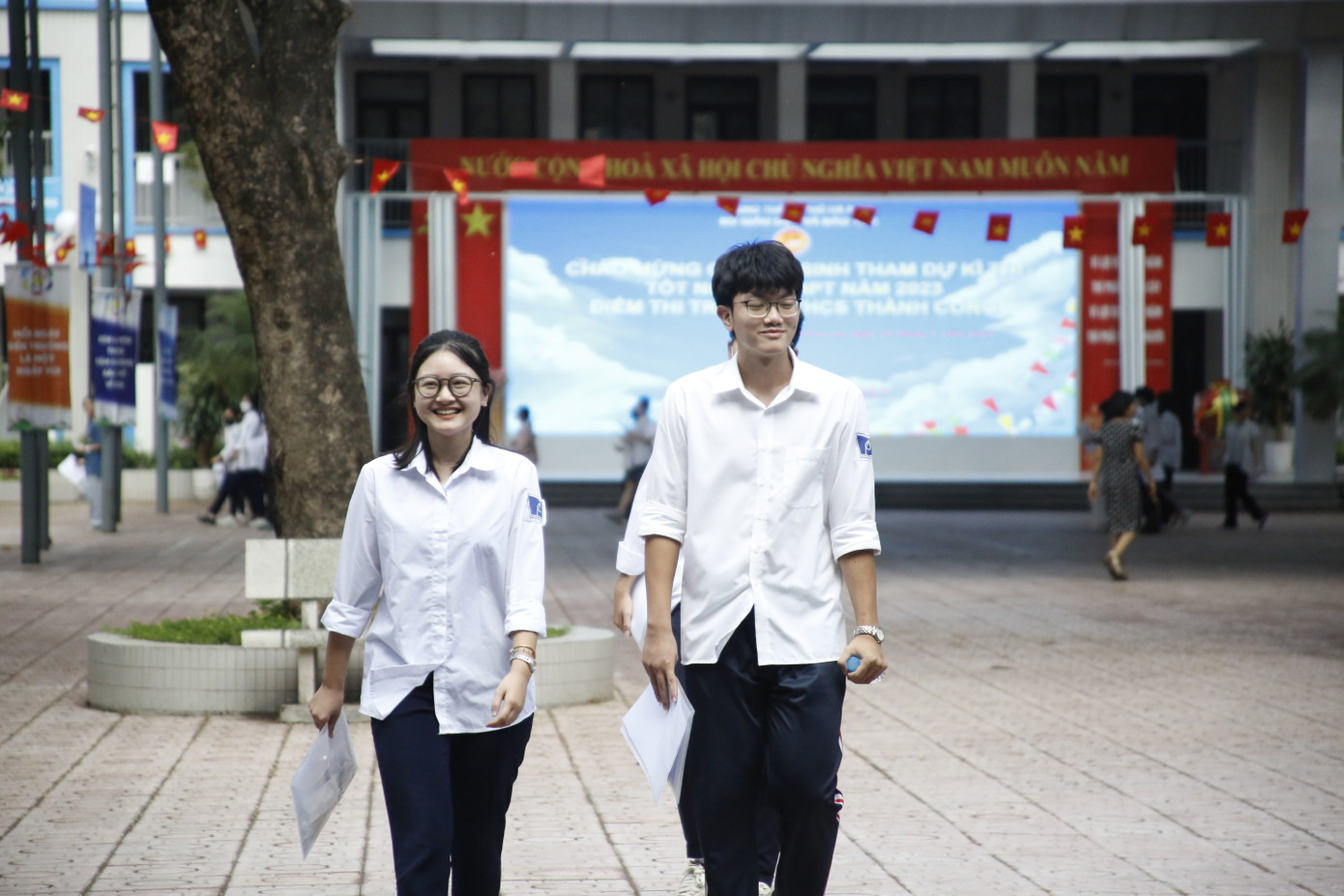 Biết tin mình đậu đại học, Trần Kim Xuyến đã khăn gói từ Nghệ An ra Hà Nội để tìm trọ.