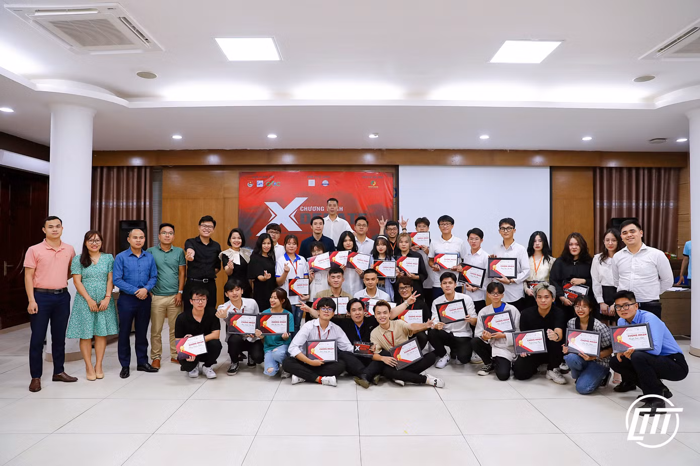 Cuộc thi X-Debate vòng Chung kết năm 2022. Cuộc thi X-Debate vòng Chung kết năm 2022.