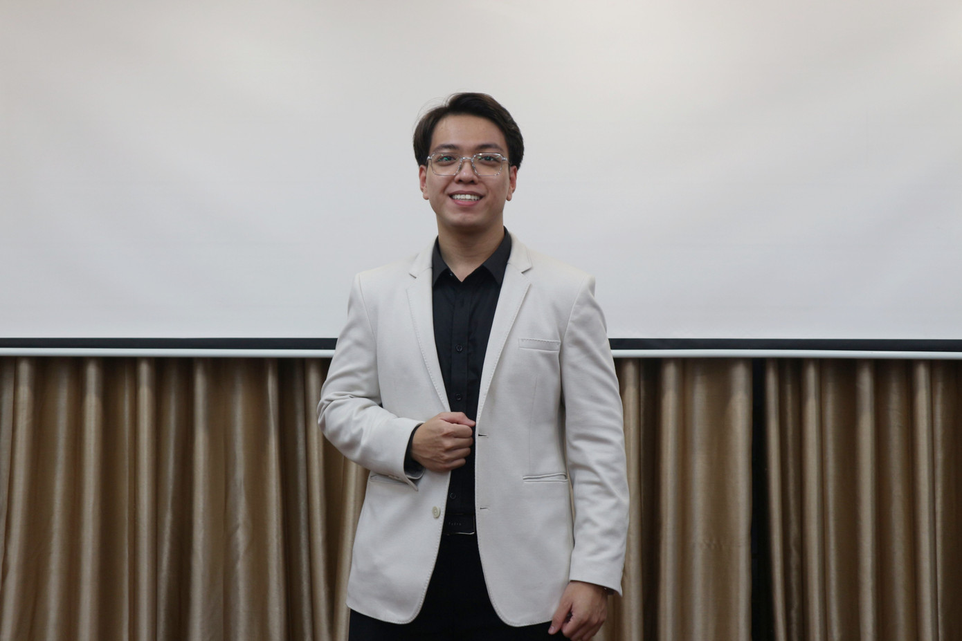 Nguyễn Chí Quang Bảo – tân Cử nhân ngành Hoá Dược, khoa Hoá học, Trường Đại học Khoa học Tự nhiên, Đại học Quốc gia Hà Nội.