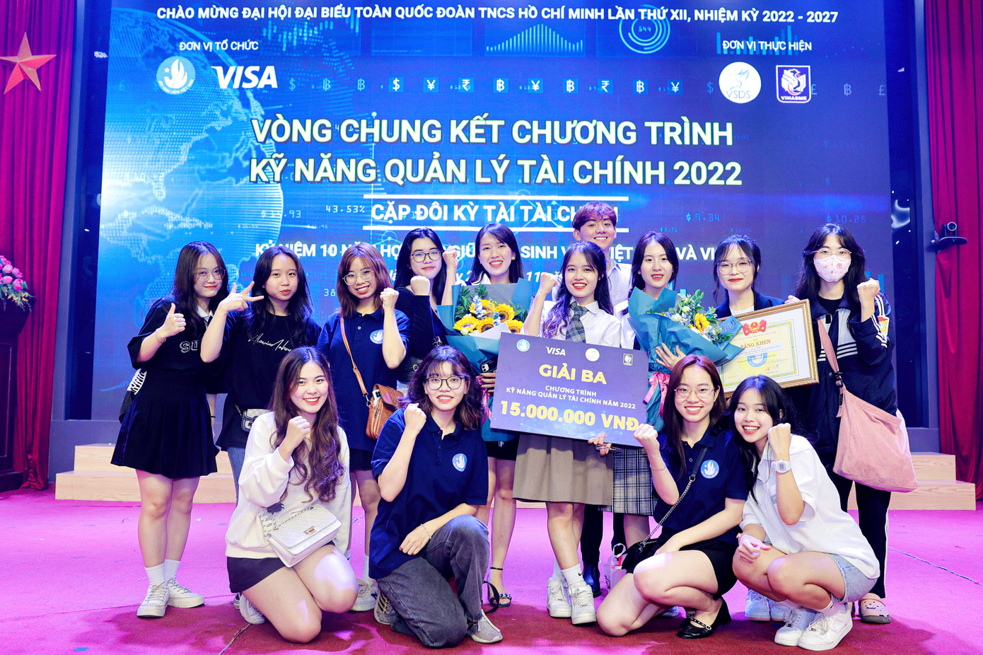 Tham gia tích cực các cuộc thi chuyên môn.