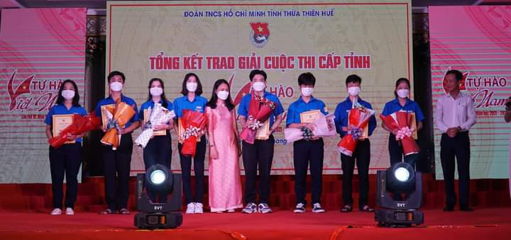 Đức Lương đạt Giải Ba cuộc thi Tự hào Việt Nam.