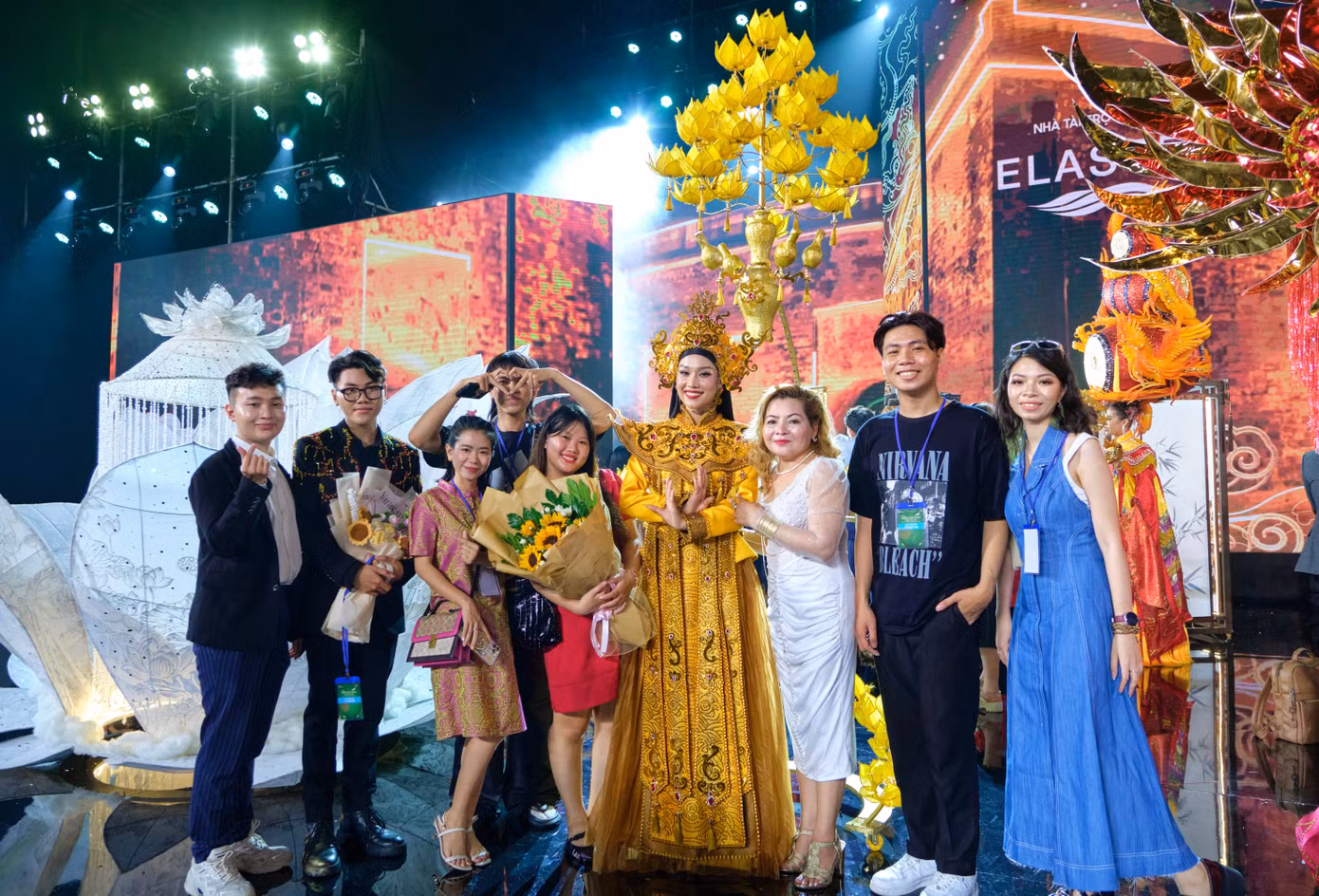 Gia đình là nơi tiếp thêm động lực cho Thành theo đuổi niềm đam mê với thời trang.