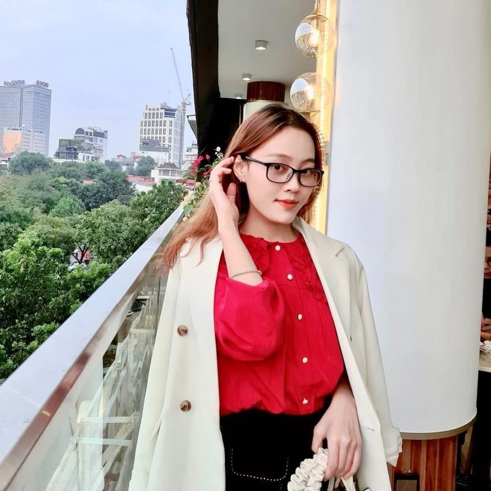 Vương Thúy Hằng, đang là sinh viên năm cuối chuyên ngành kế toán doanh nghiệp chất lượng cao, Trường Đại học Thương mại Hà Nội.