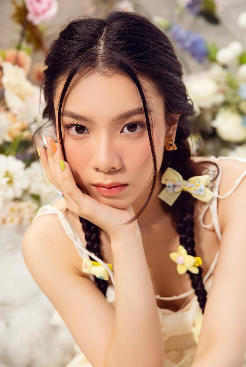 Cô nàng muốn xây dựng hình tượng ca sĩ có thực lực. Cô nàng muốn xây dựng hình tượng ca sĩ có thực lực.