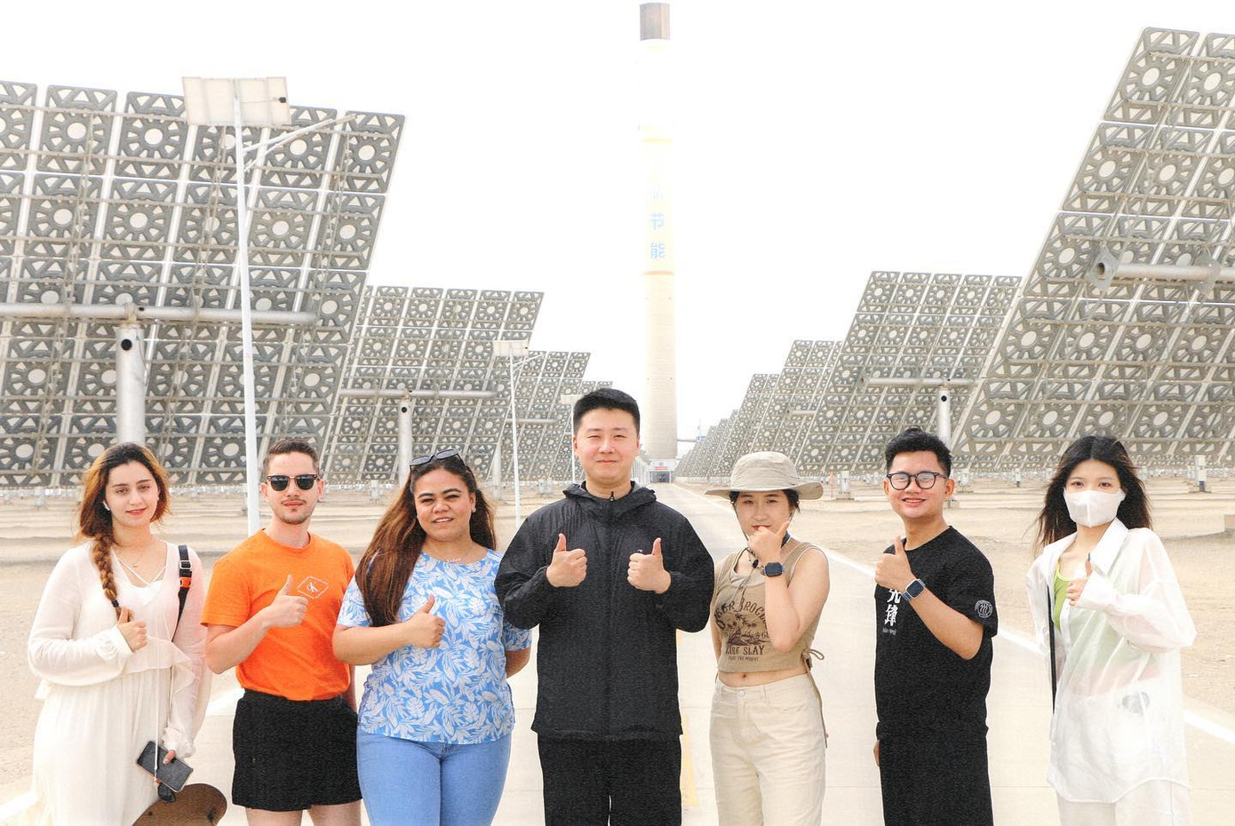 Anh chàng người Việt đã có thêm rất nhiều bạn bè khi có cơ hội du học.