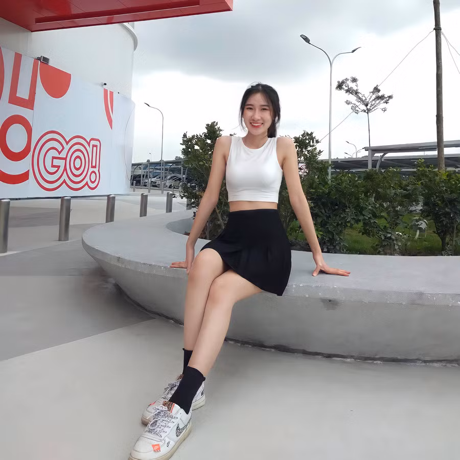 Phong cách đời thường đa dạng của Ngọc Ánh. Phong cách đời thường đa dạng của Ngọc Ánh.