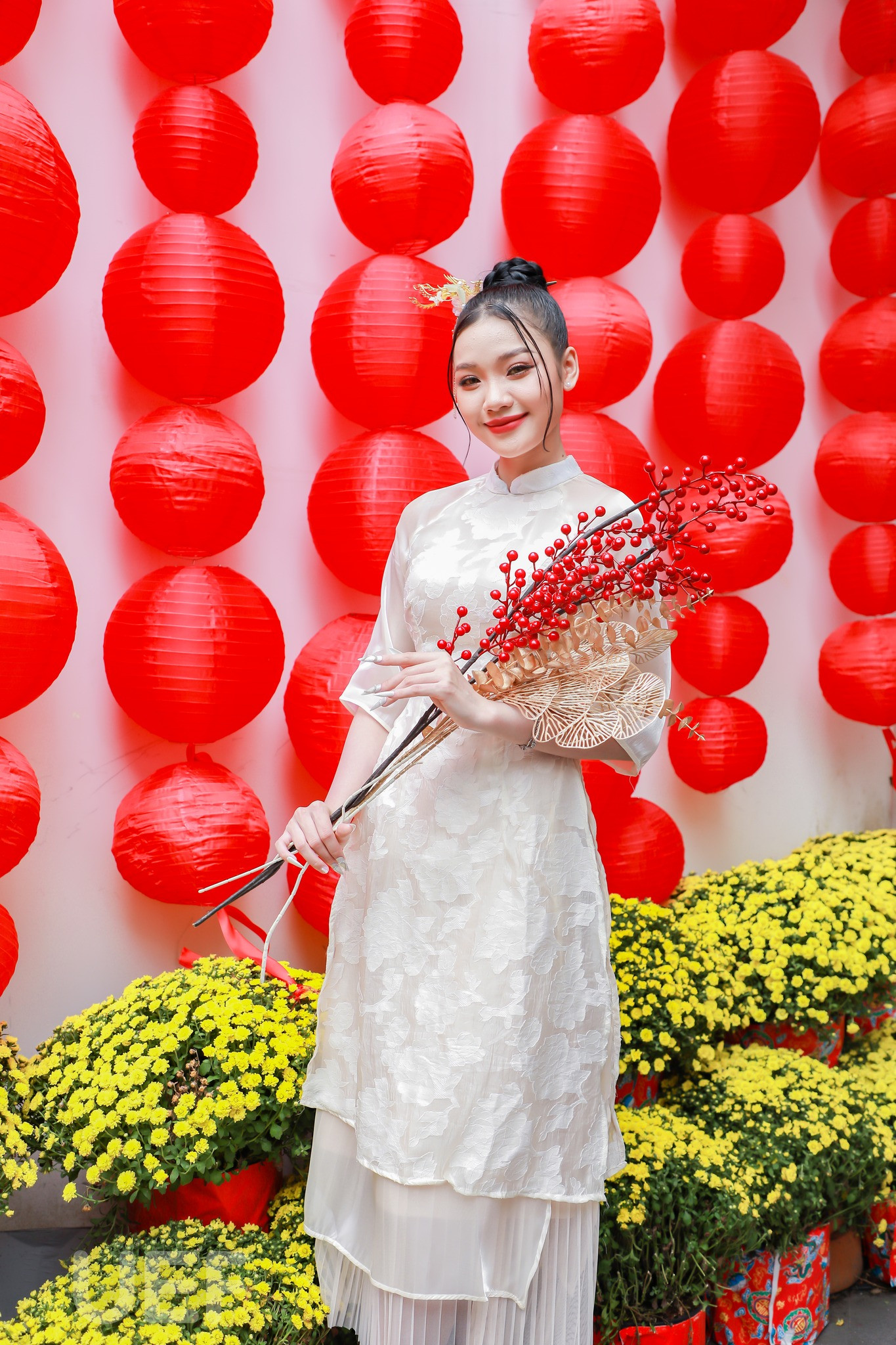 Á khôi 1 Nguyễn Thị Hoài Phương. Á khôi 1 Nguyễn Thị Hoài Phương.