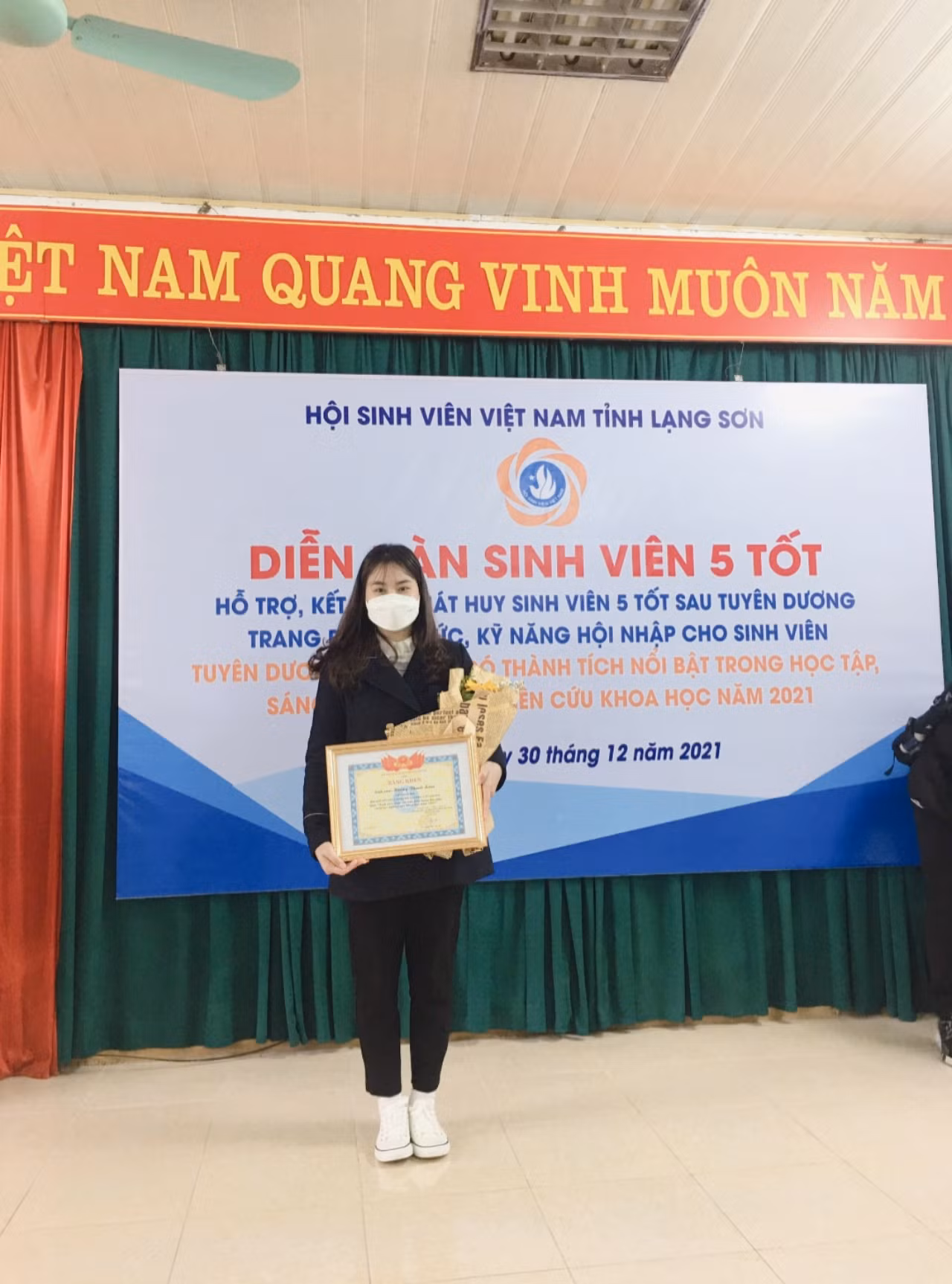 Thanh Liêm vinh dự nhận Bằng khen của Hội Liên hiệp Thanh niên Việt Nam tỉnh Lạng Sơn. Thanh Liêm vinh dự nhận Bằng khen của Hội Liên hiệp Thanh niên Việt Nam tỉnh Lạng Sơn.