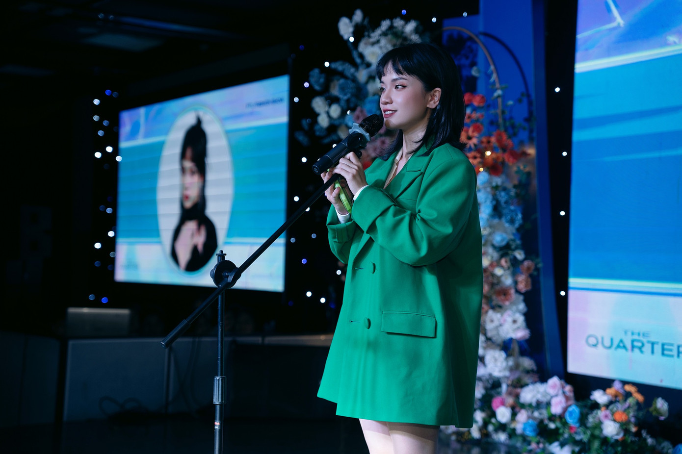 “Mình nghĩ không ai nên giậm chân tại chỗ hay quá chìm đắm trong sự thoải mái” - cô gái cá tính cho hay.