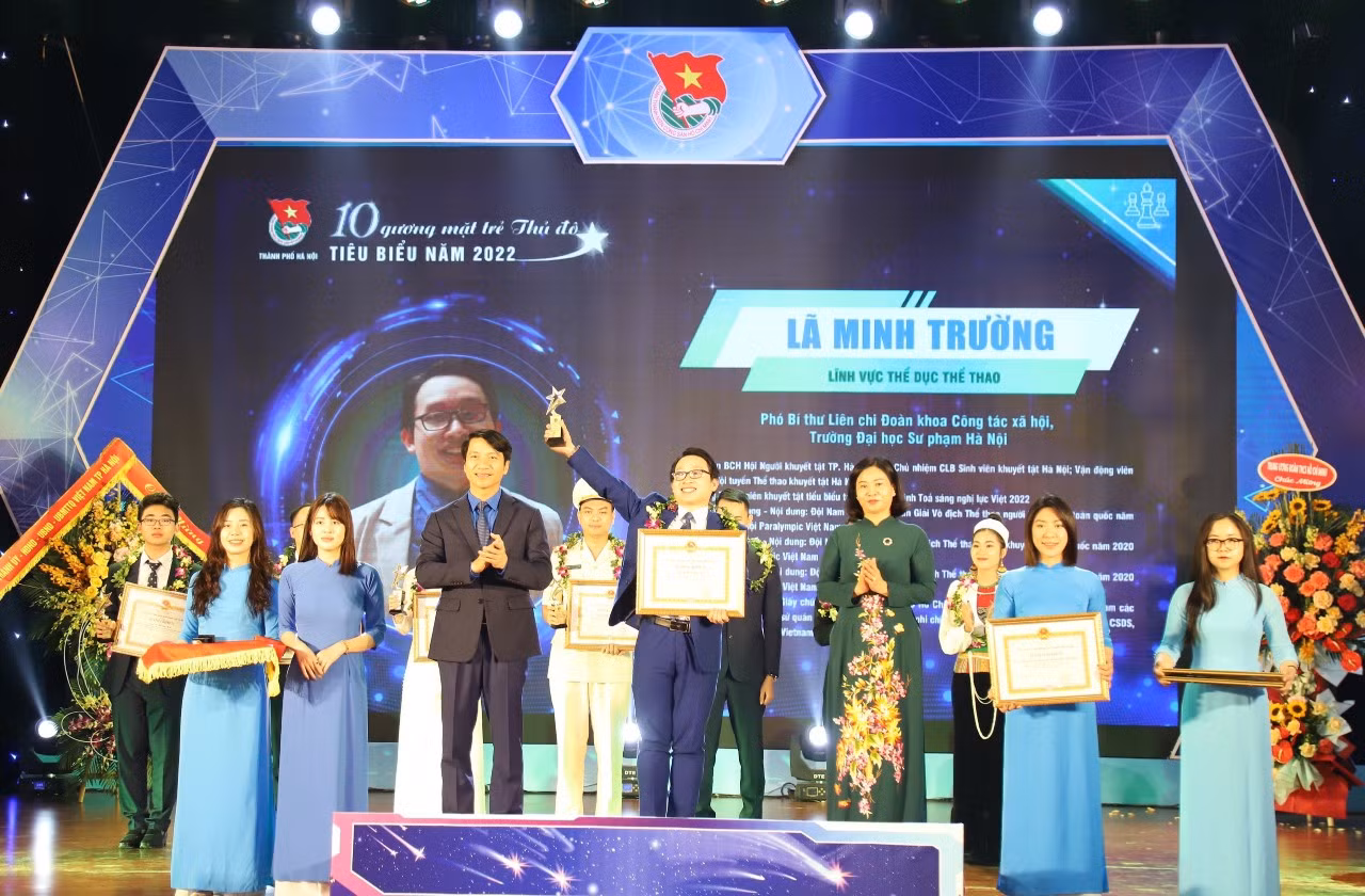 Lã Minh Trường (22 tuổi) là sinh viên năm cuối, ngành Công tác xã hội, Trường Đại học Sư phạm Hà Nội.