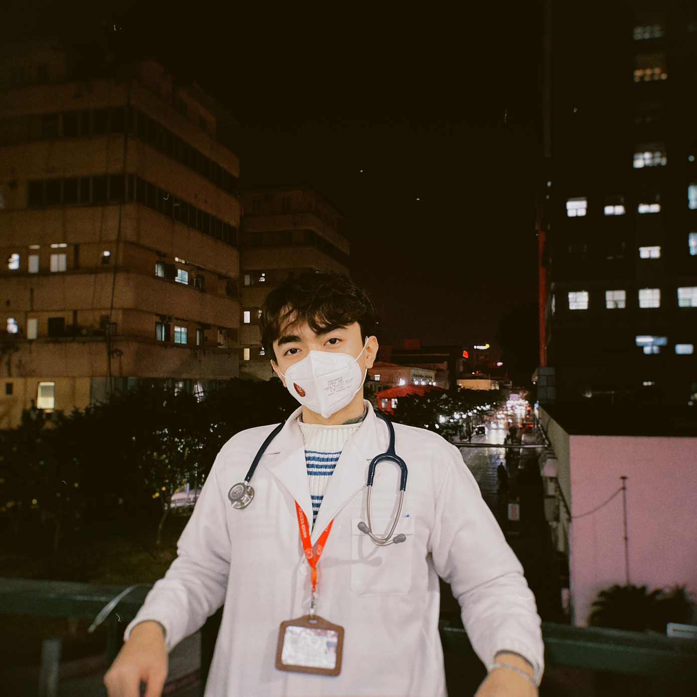 Duy trì và phát triển kĩ năng tự học giúp chàng trai đạt được những kết quả ngọt ngào trong học tập. Duy trì và phát triển kĩ năng tự học giúp chàng trai đạt được những kết quả ngọt ngào trong học tập.