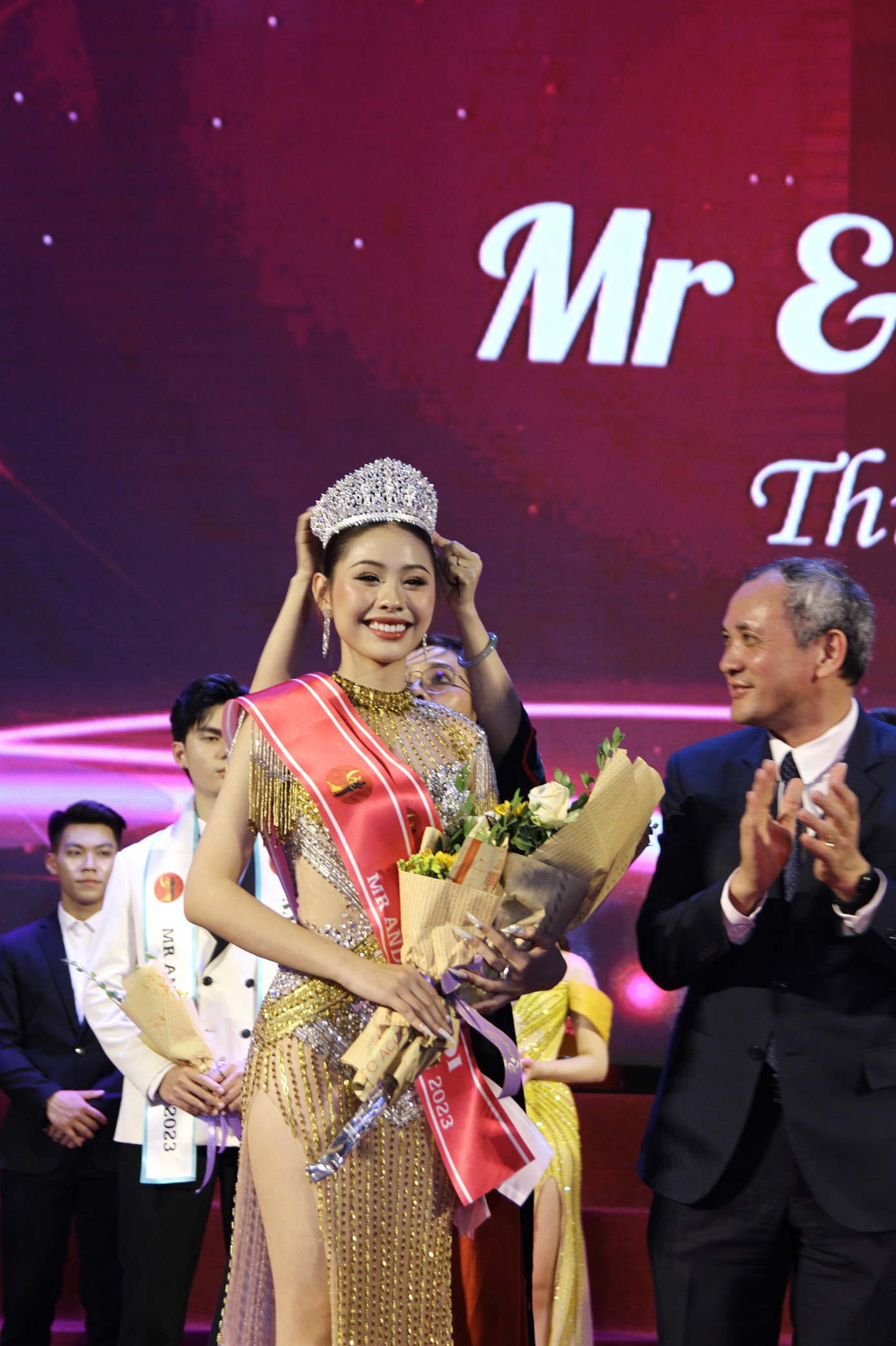 Tại đêm chung kết Vân Anh đã xuất sắc trở thành Miss TLU, đồng thời cũng là “Thí sinh được yêu thích nhất” của Mr &amp; Miss TLU 2023.