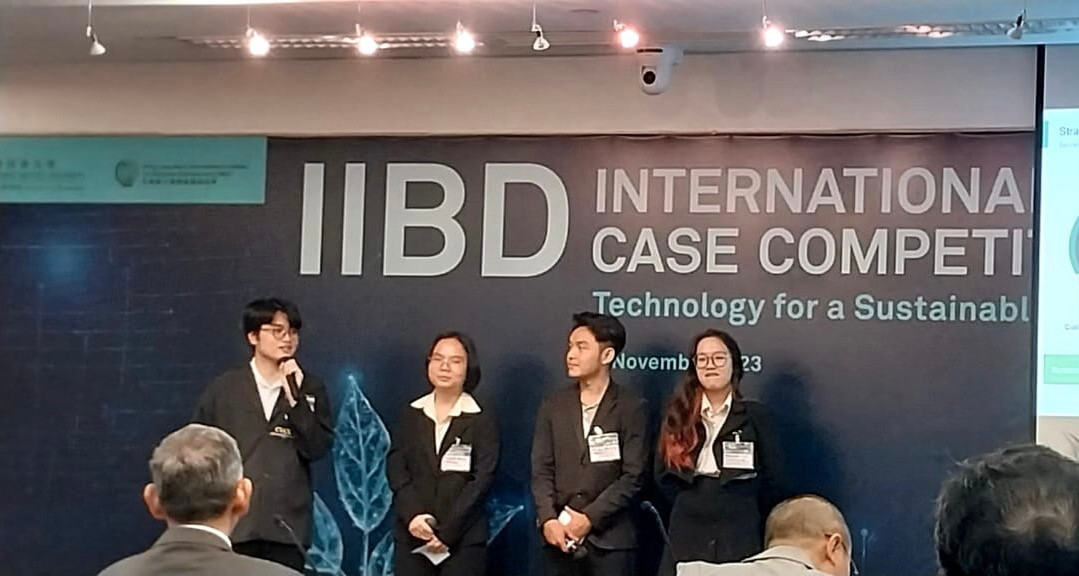 Đội RMIT Vietnam trong quá trình thi. Đội RMIT Vietnam trong quá trình thi.