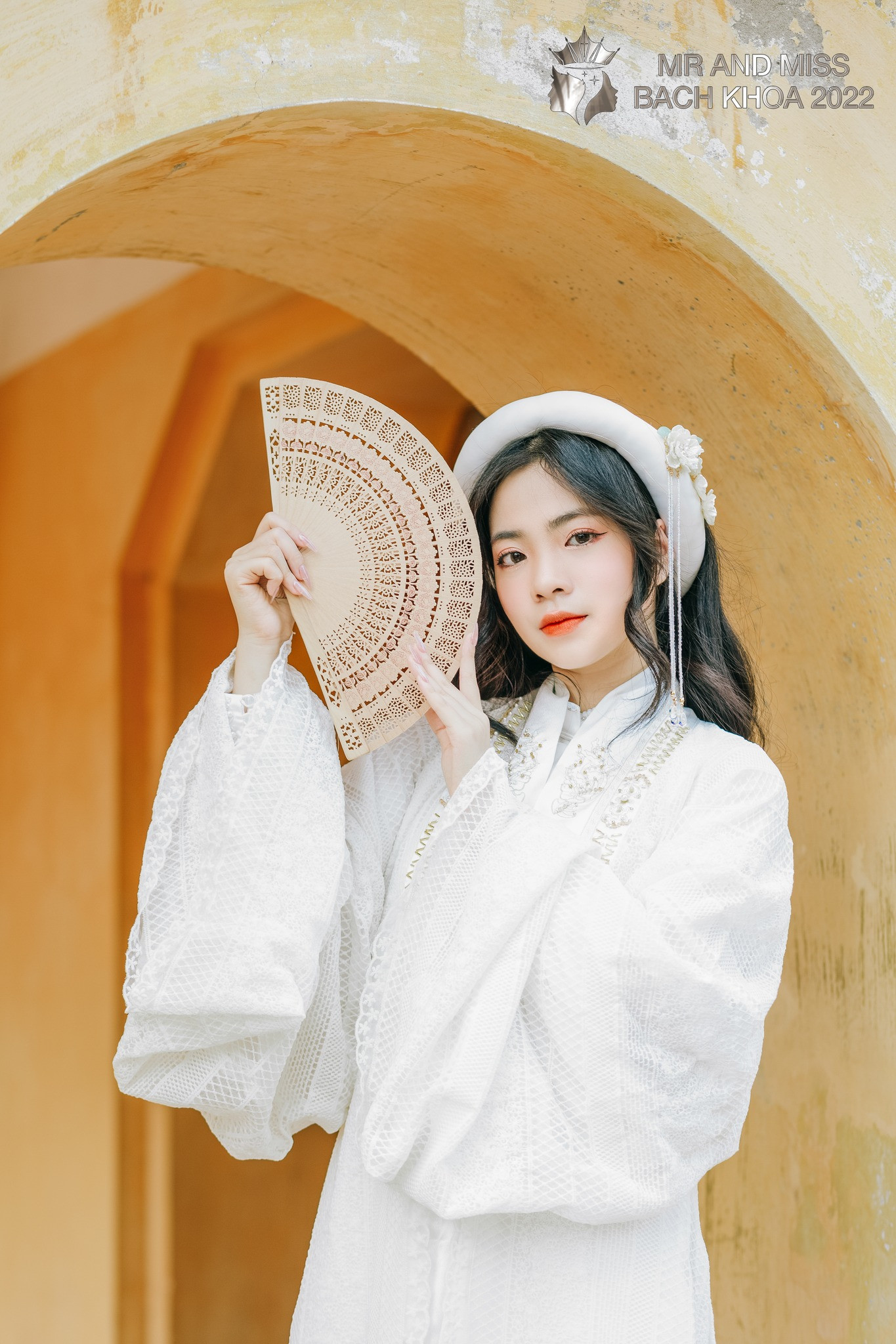 Bộ ảnh cổ phục ấn tượng của Diệu Linh tại cuộc thi.