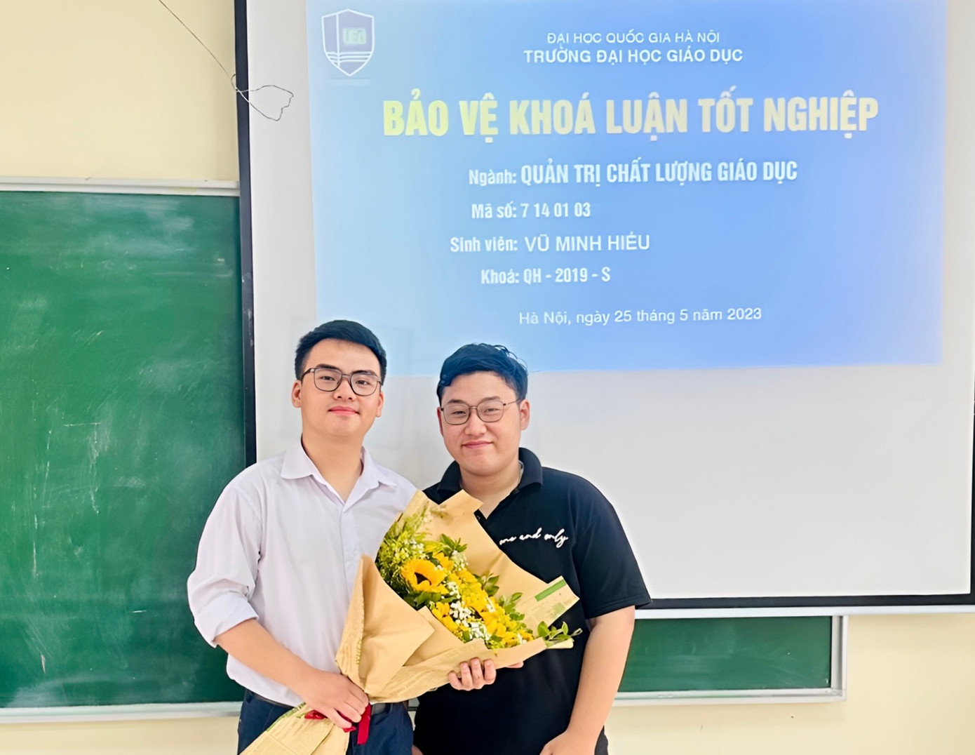 Thủ khoa toàn trường Khóa QH-2019-S, Trường Đại học Giáo dục, ĐHQG Hà Nội. Thủ khoa toàn trường Khóa QH-2019-S, Trường Đại học Giáo dục, ĐHQG Hà Nội.
