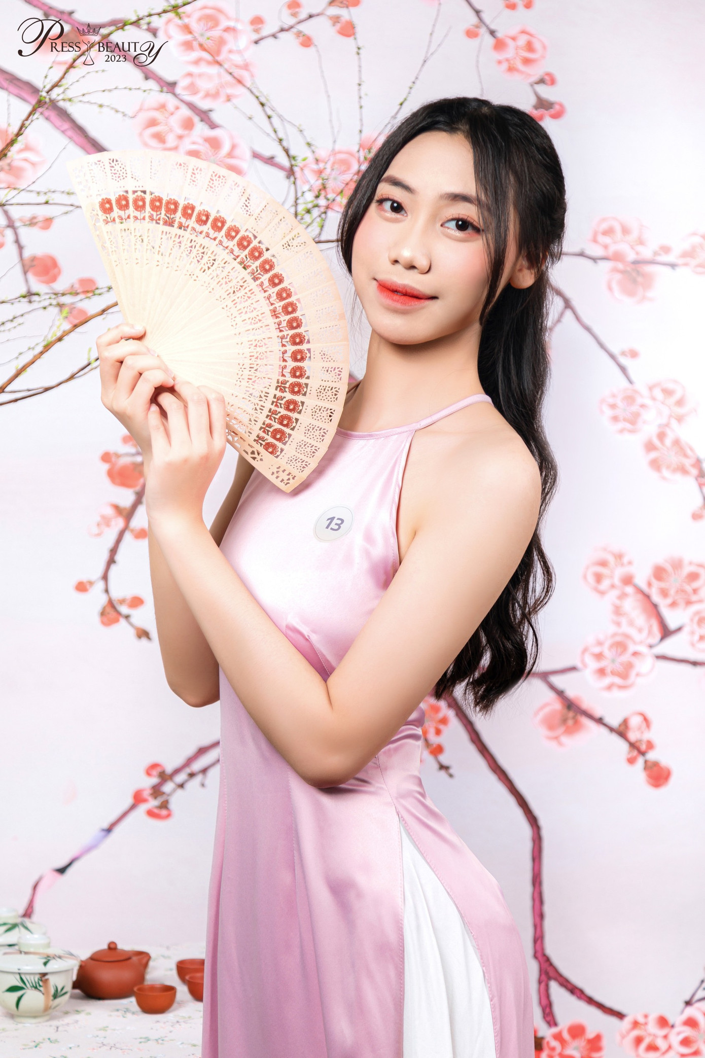 “Tuyệt vời” và “Chuyên nghiệp” là hai tính từ mà bạn Ngọc Minh (SBD 13) nhận xét về đội ngũ BTC Press Beauty 2023.