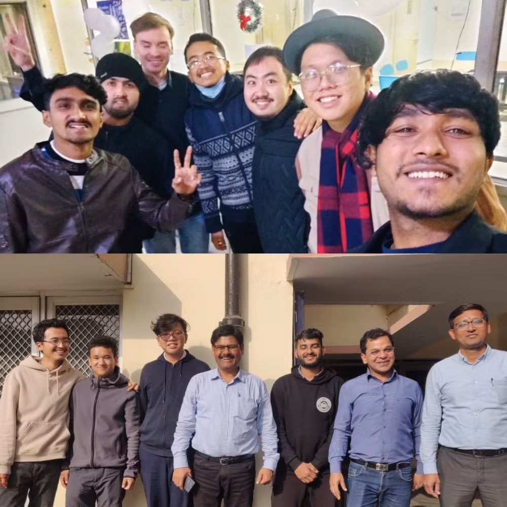 Long cùng thầy giáo và bạn học tại Đại học Delhi.