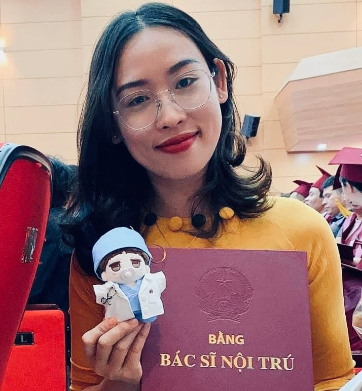 Thạc sĩ, bác sĩ nội trú Nguyễn Thùy Trang Trường Đại học Y Dược, Đại học Thái Nguyên.