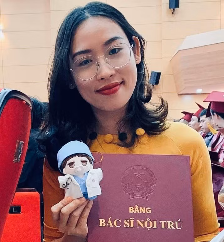 Thạc sĩ, bác sĩ nội trú Nguyễn Thùy Trang Trường Đại học Y Dược, Đại học Thái Nguyên.