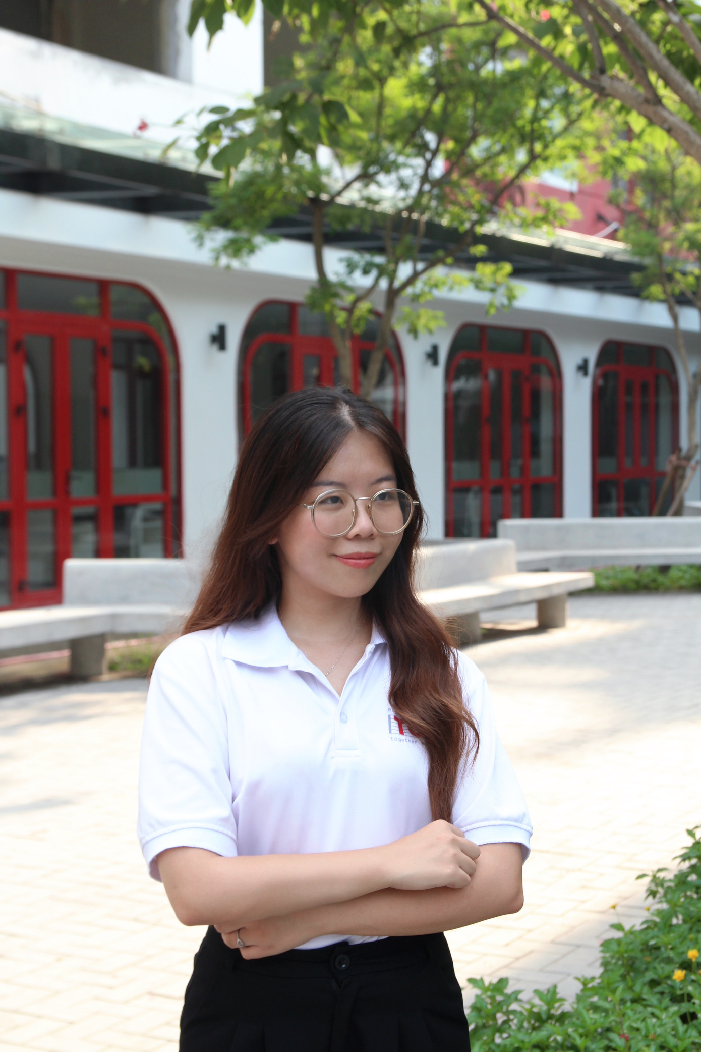 Đặng Thị Huyền Trang là sinh viên trường Đại học Ngoại thương. Đặng Thị Huyền Trang là sinh viên trường Đại học Ngoại thương.