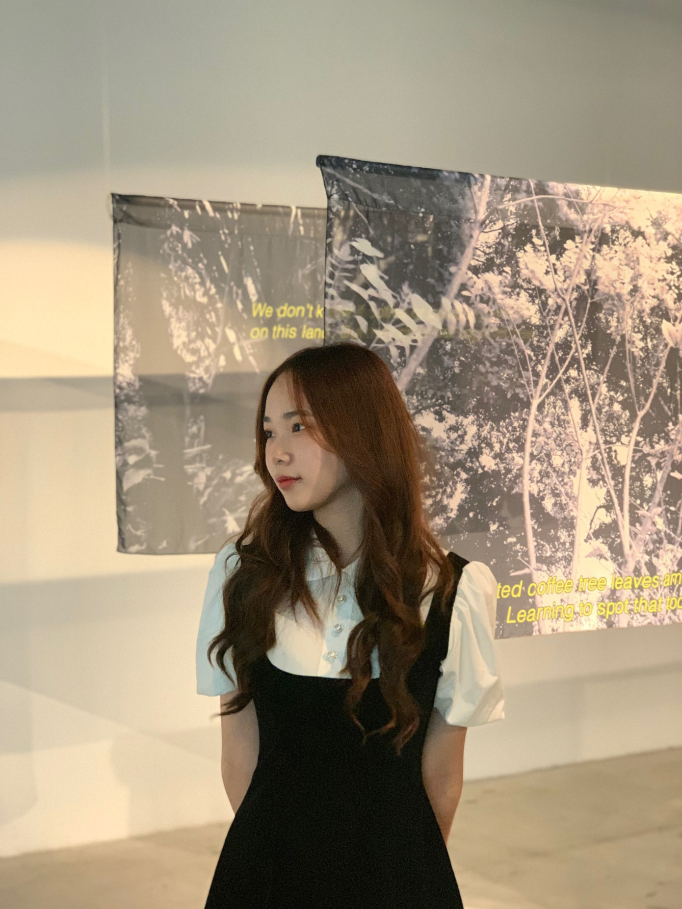 Đừng so sánh cuộc sống của chúng ta với người khác vì chúng ta không biết họ đang trải qua những gì. Đừng so sánh cuộc sống của chúng ta với người khác vì chúng ta không biết họ đang trải qua những gì.